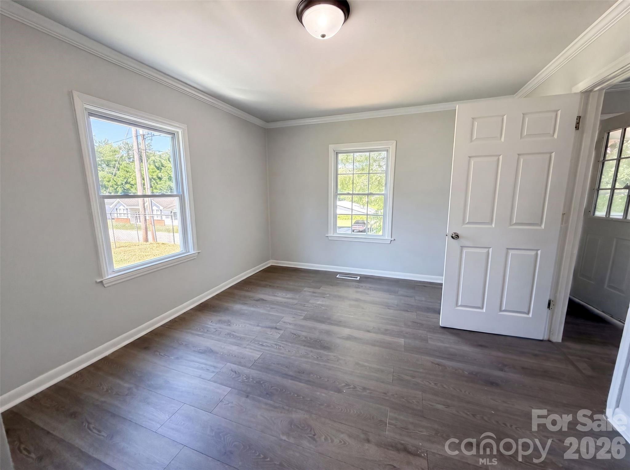 123 E Farmview Street — Gastonia