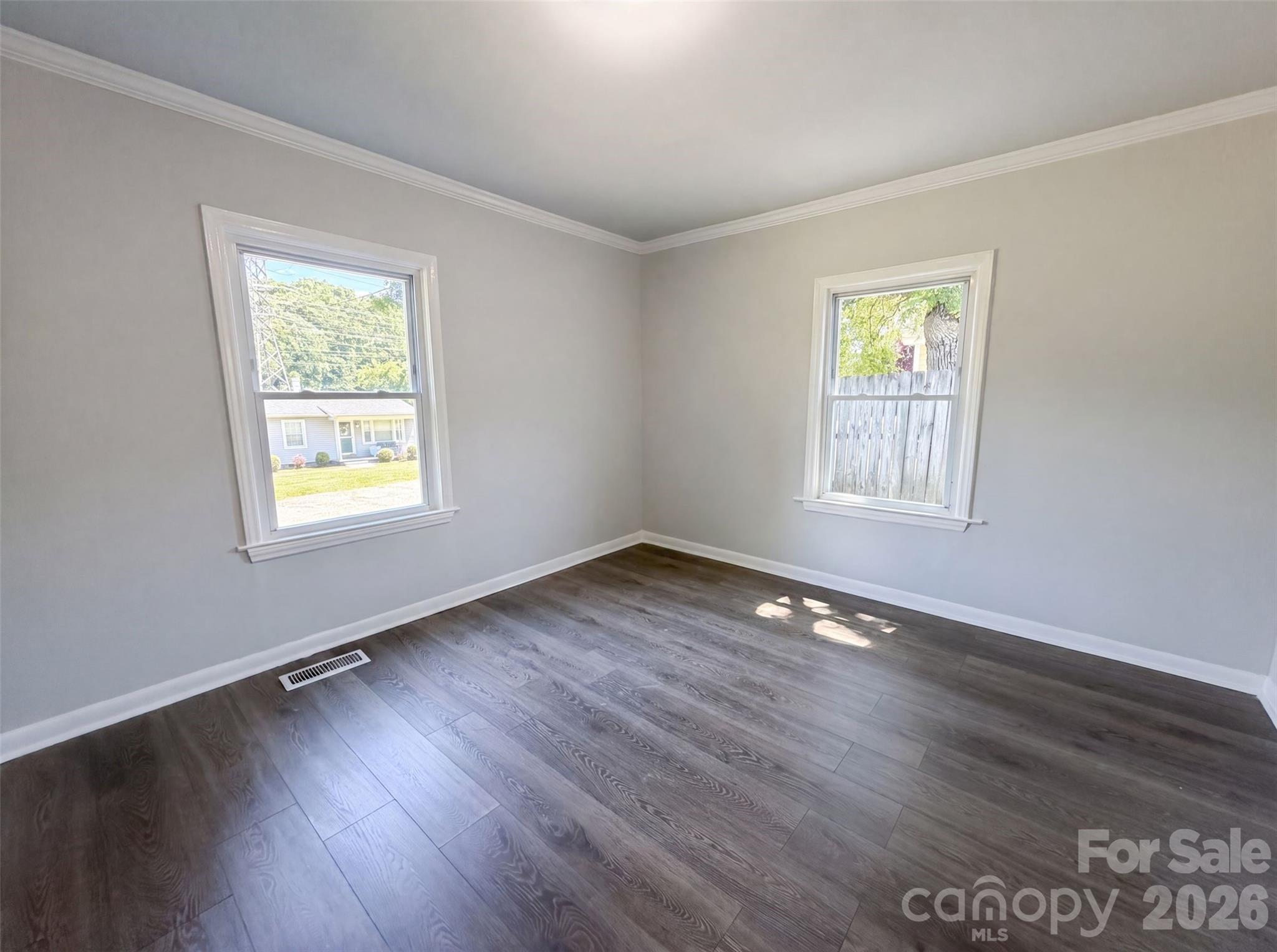 123 E Farmview Street — Gastonia