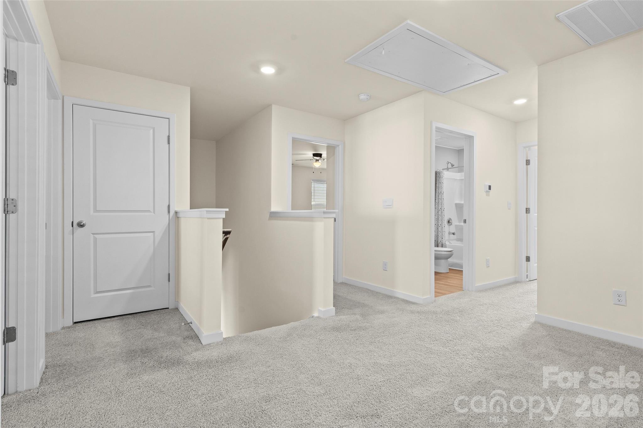 1414 5th Street Drive NE — Hickory