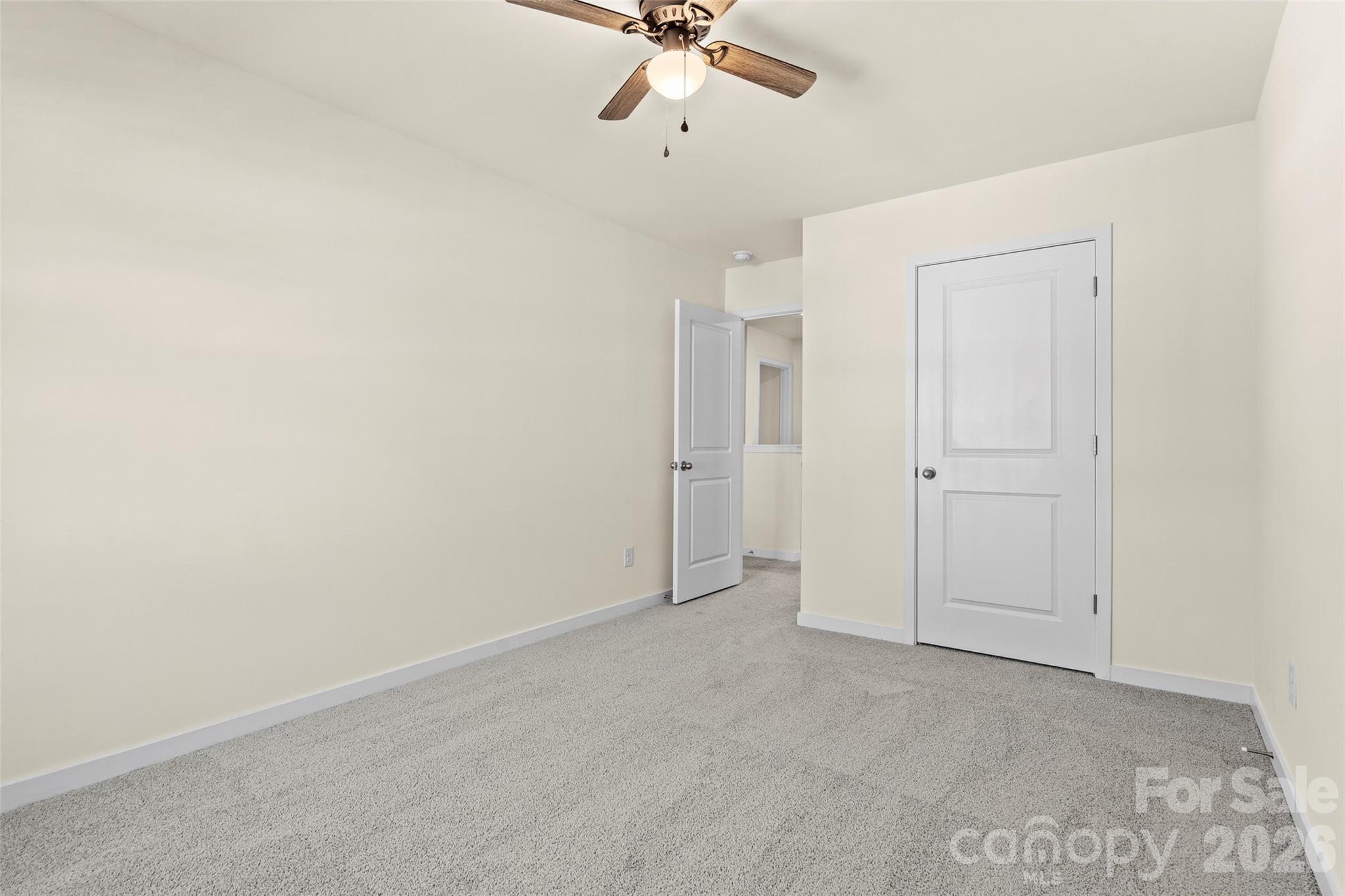 1414 5th Street Drive NE — Hickory