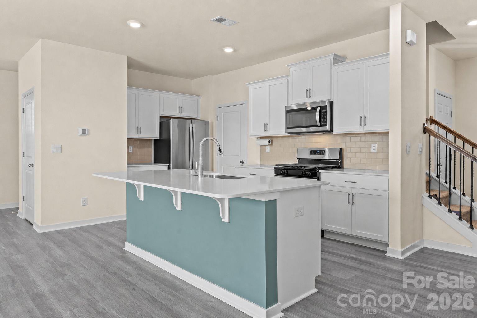 1414 5th Street Drive NE — Hickory