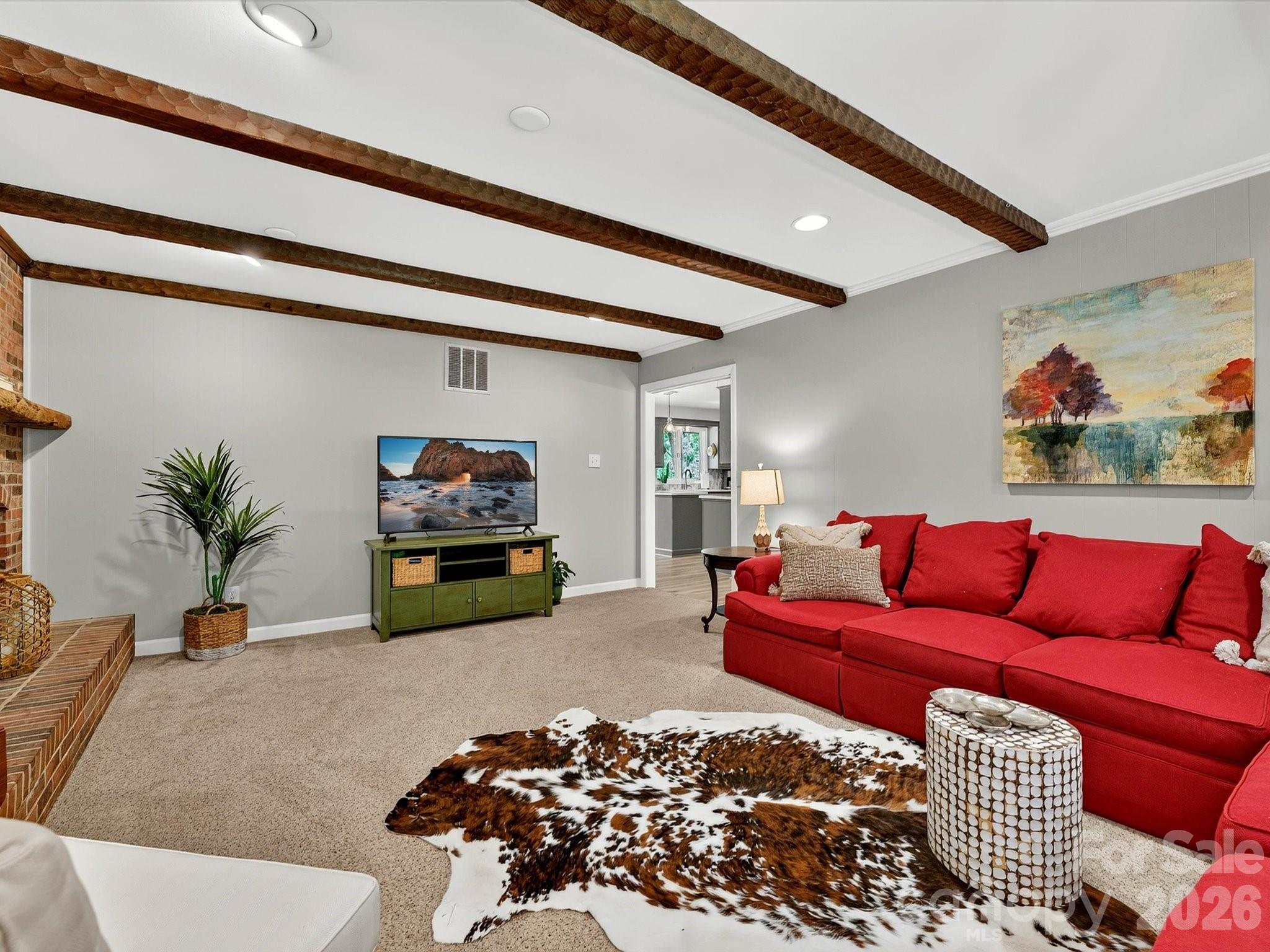 2542 Little Cove Road — Charlotte