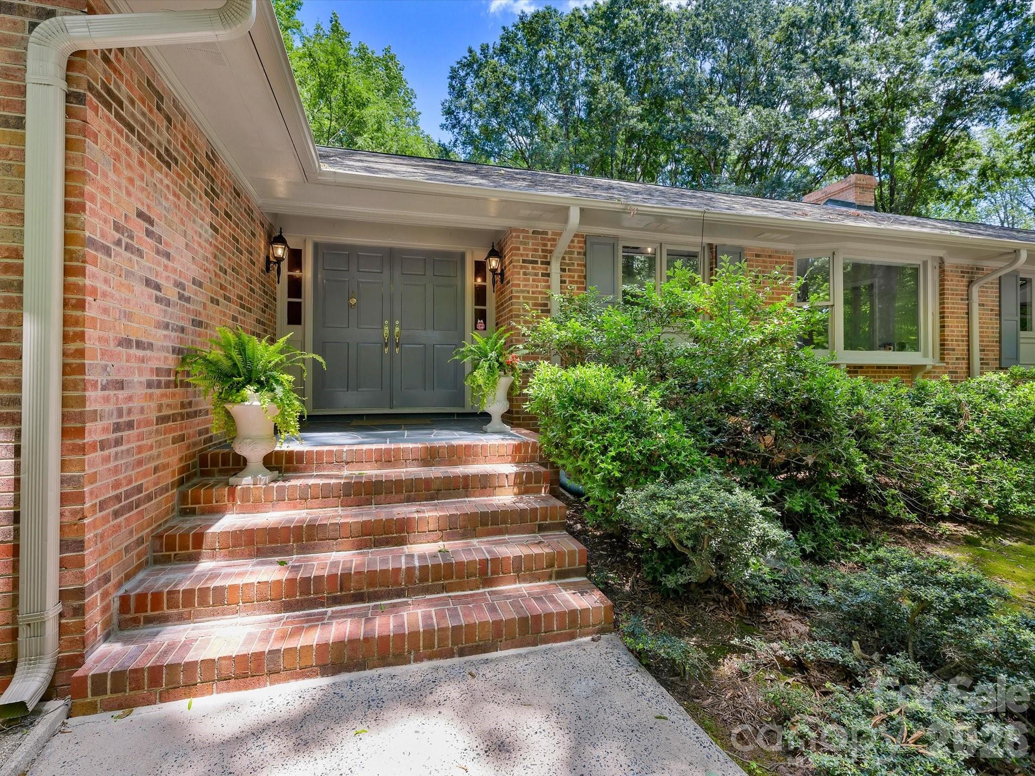 2542 Little Cove Road — Charlotte