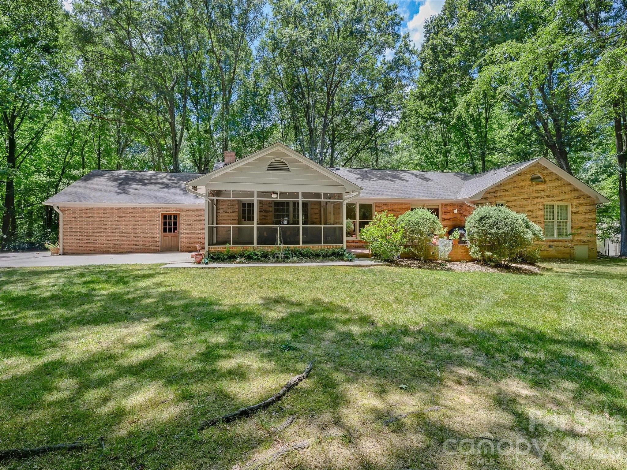 2542 Little Cove Road — Charlotte