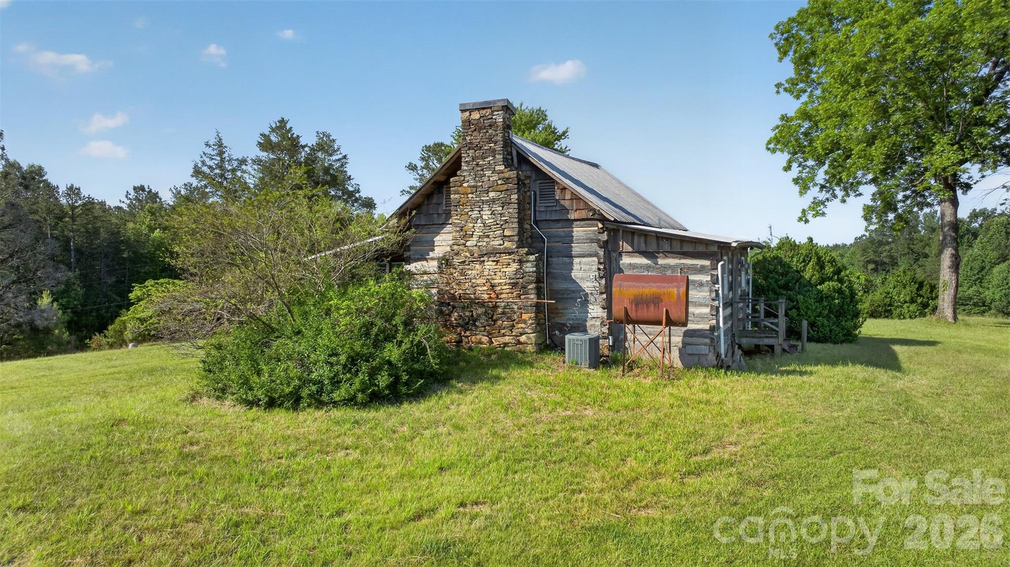 485 Frog Creek Road — Union Mills