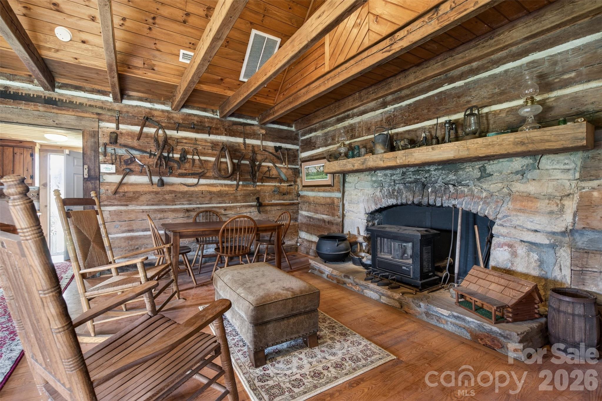 485 Frog Creek Road — Union Mills