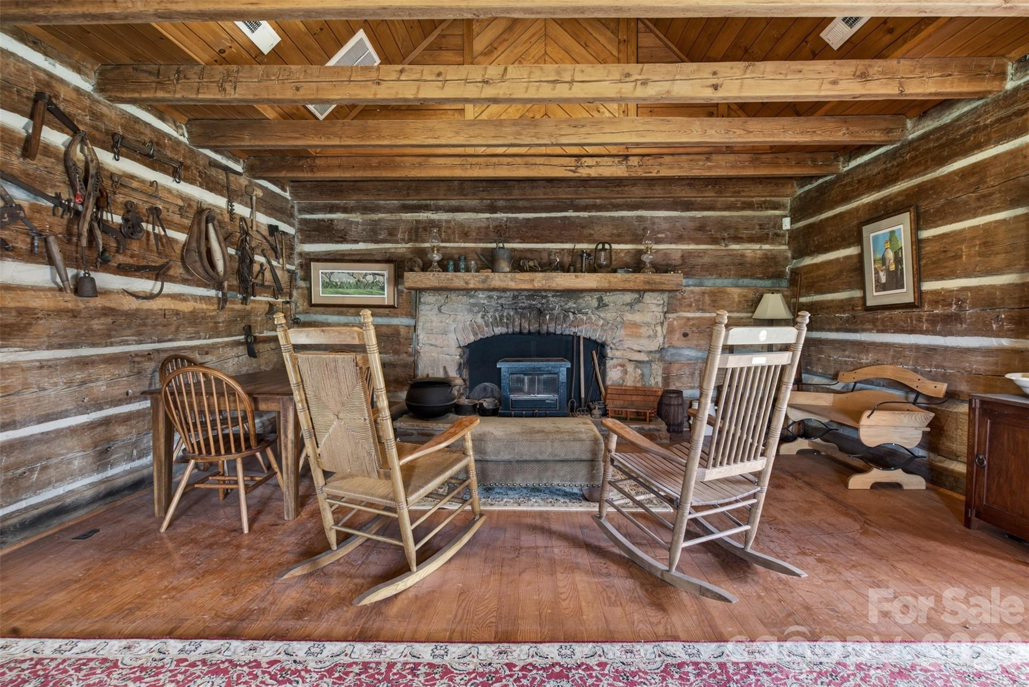 485 Frog Creek Road — Union Mills