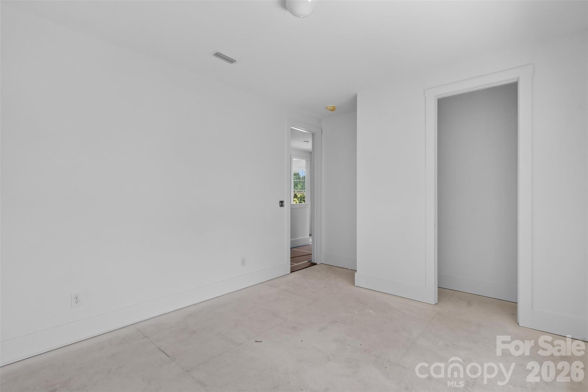 4919 Potter Road — Matthews