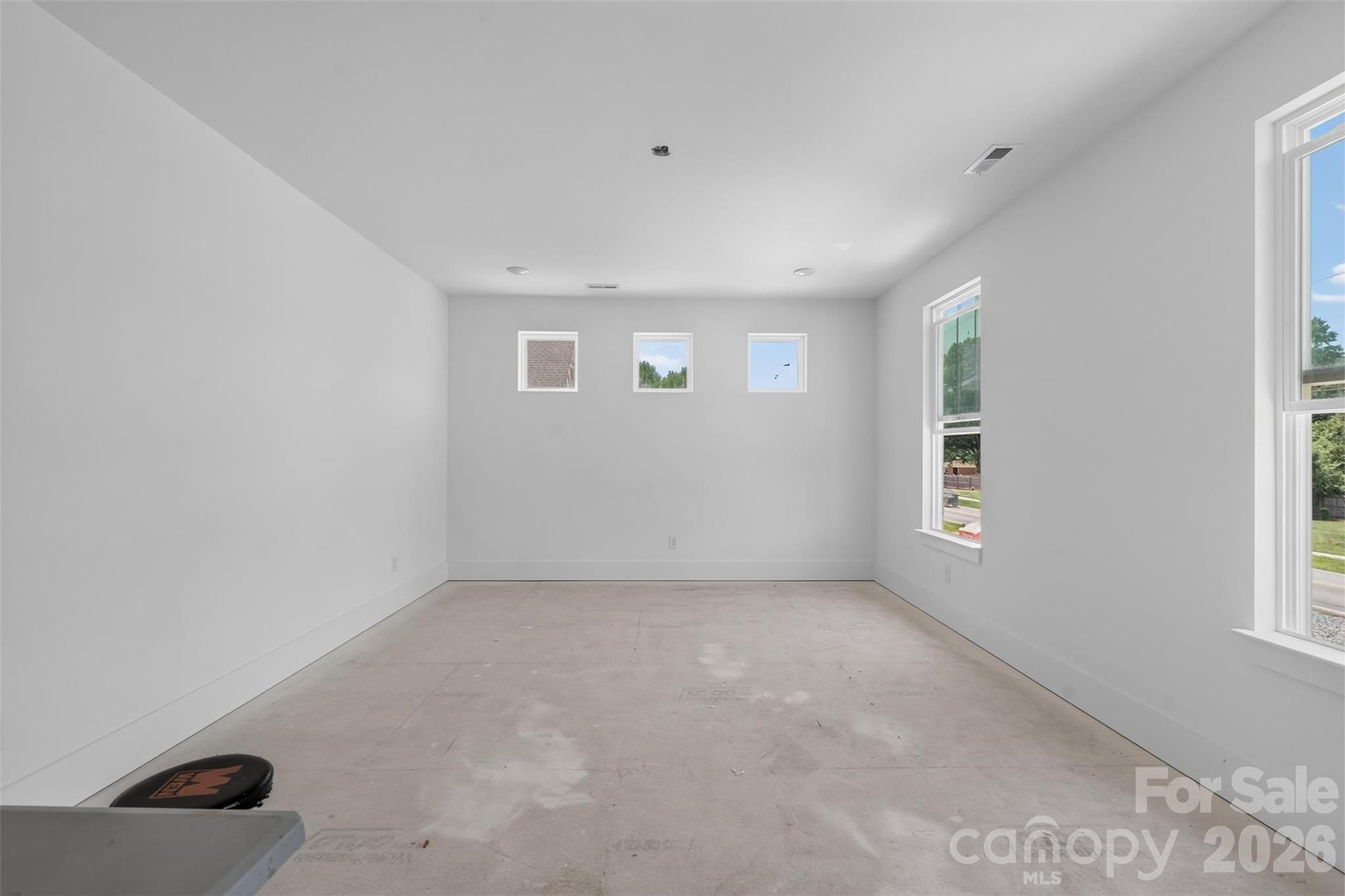 4919 Potter Road — Matthews