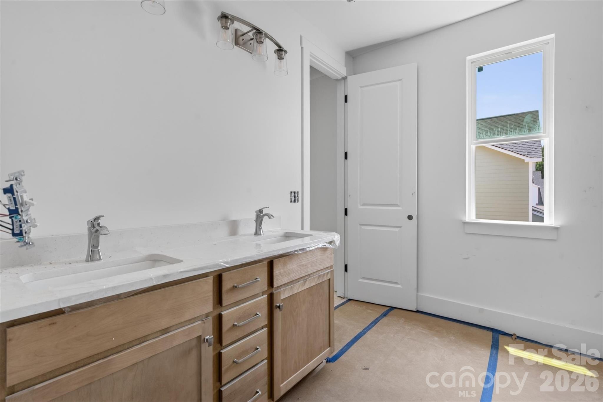 4919 Potter Road — Matthews
