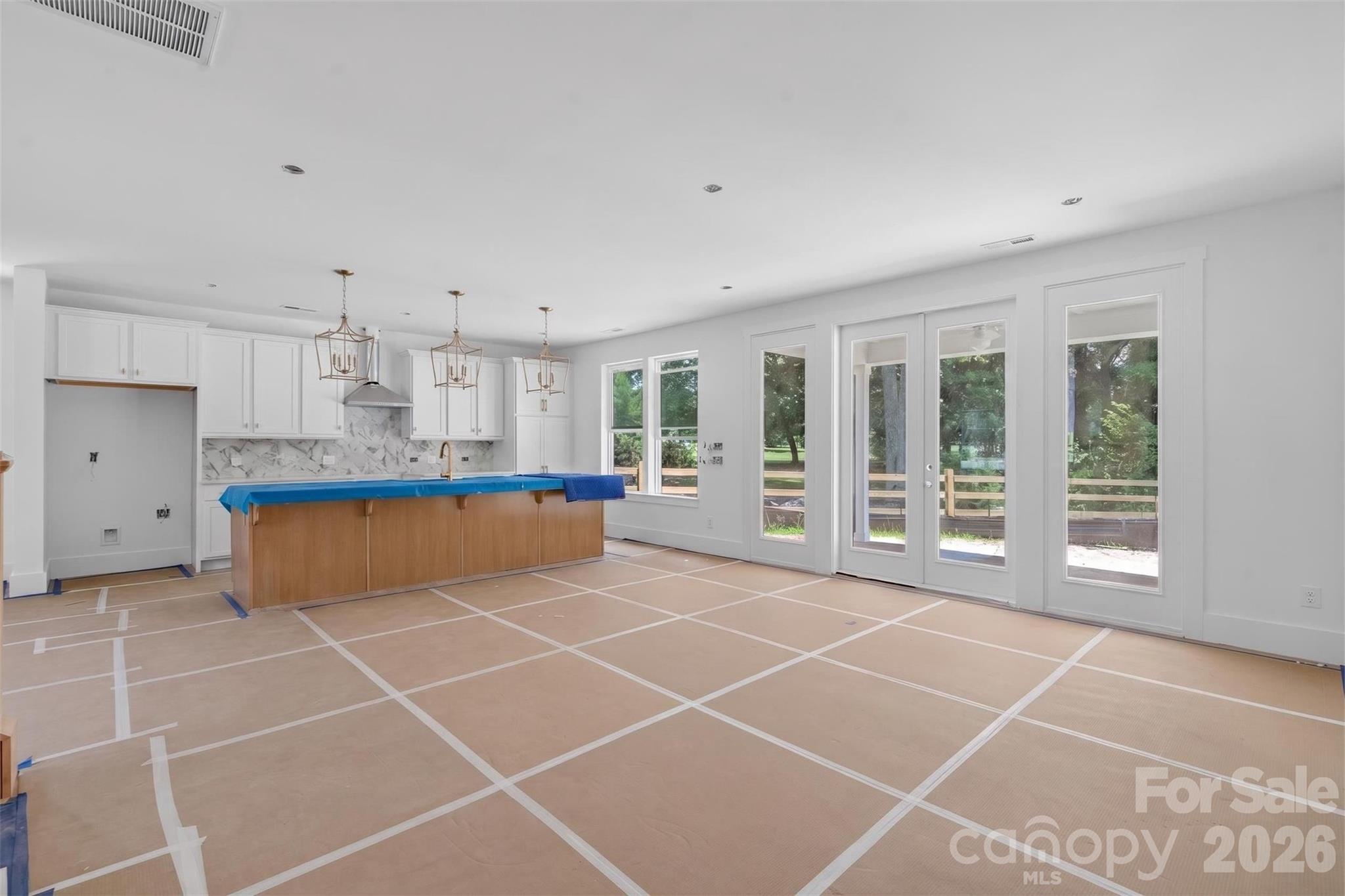 4919 Potter Road — Matthews