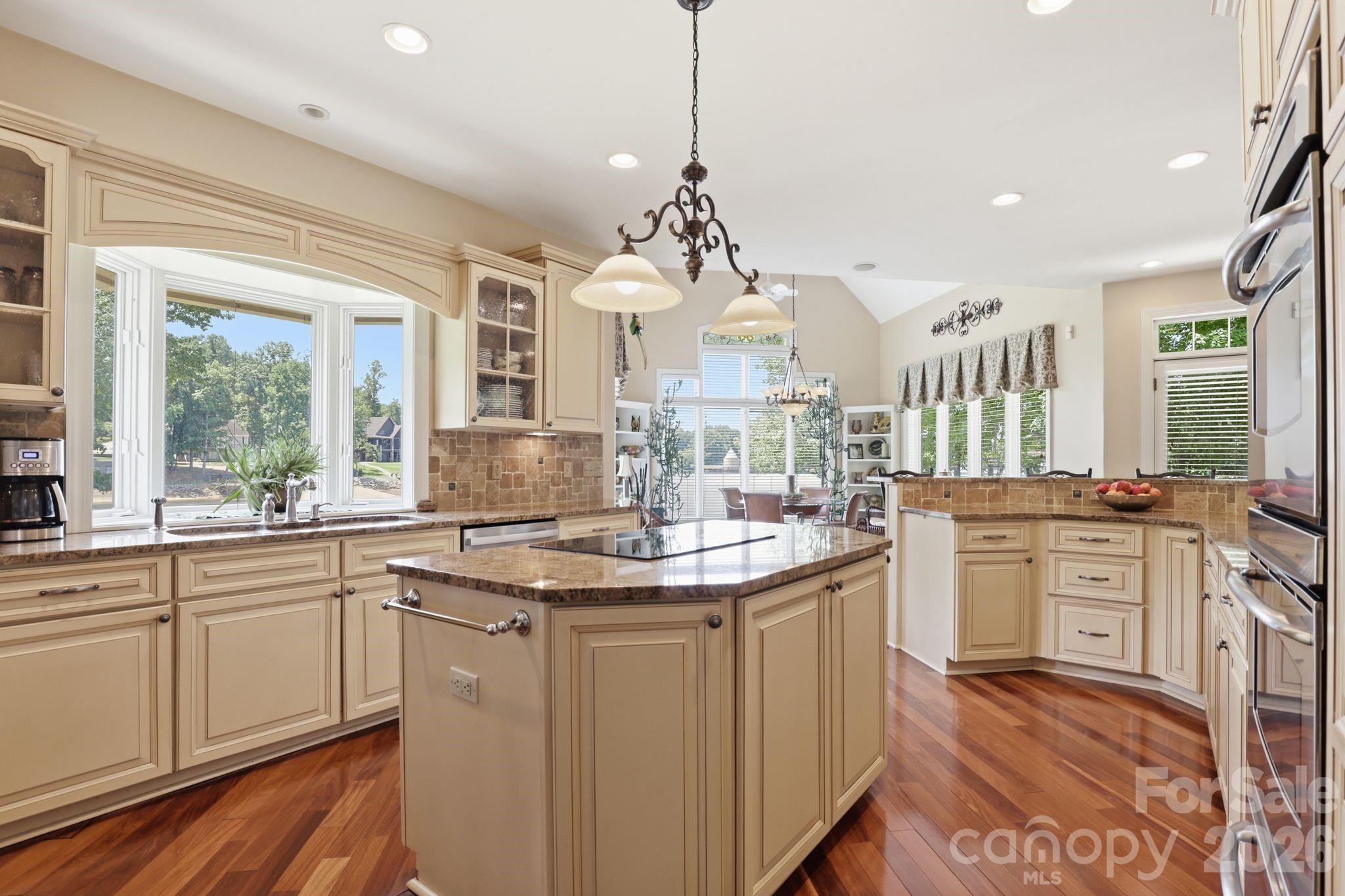 7631 Dellinger Road — Denver