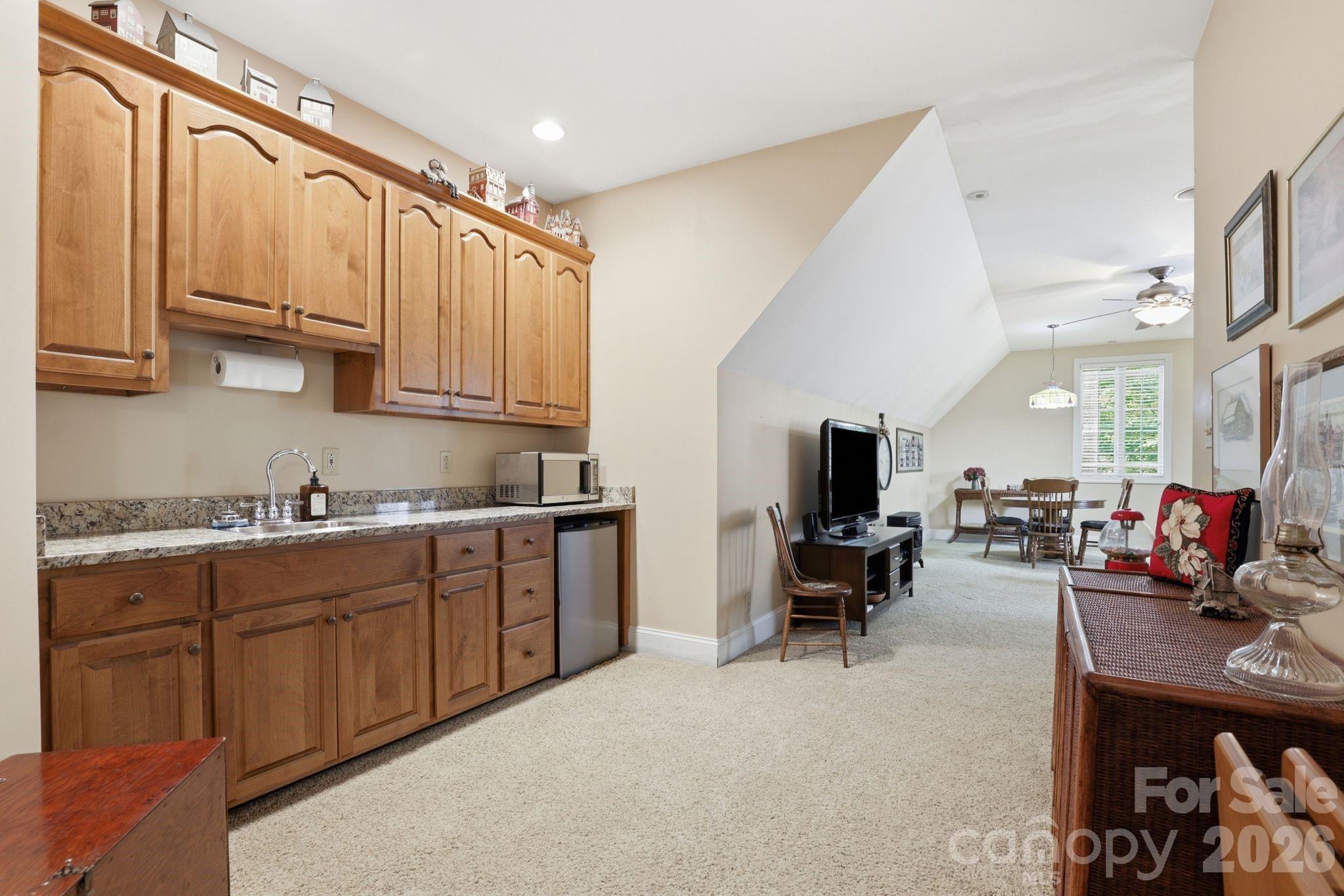 7631 Dellinger Road — Denver