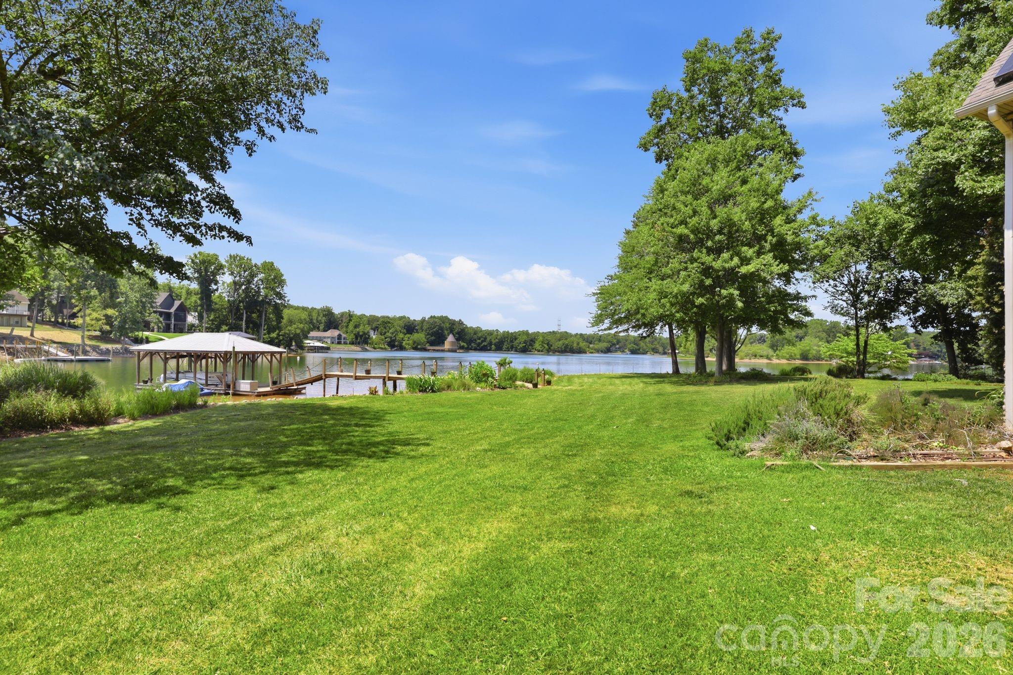 7631 Dellinger Road — Denver