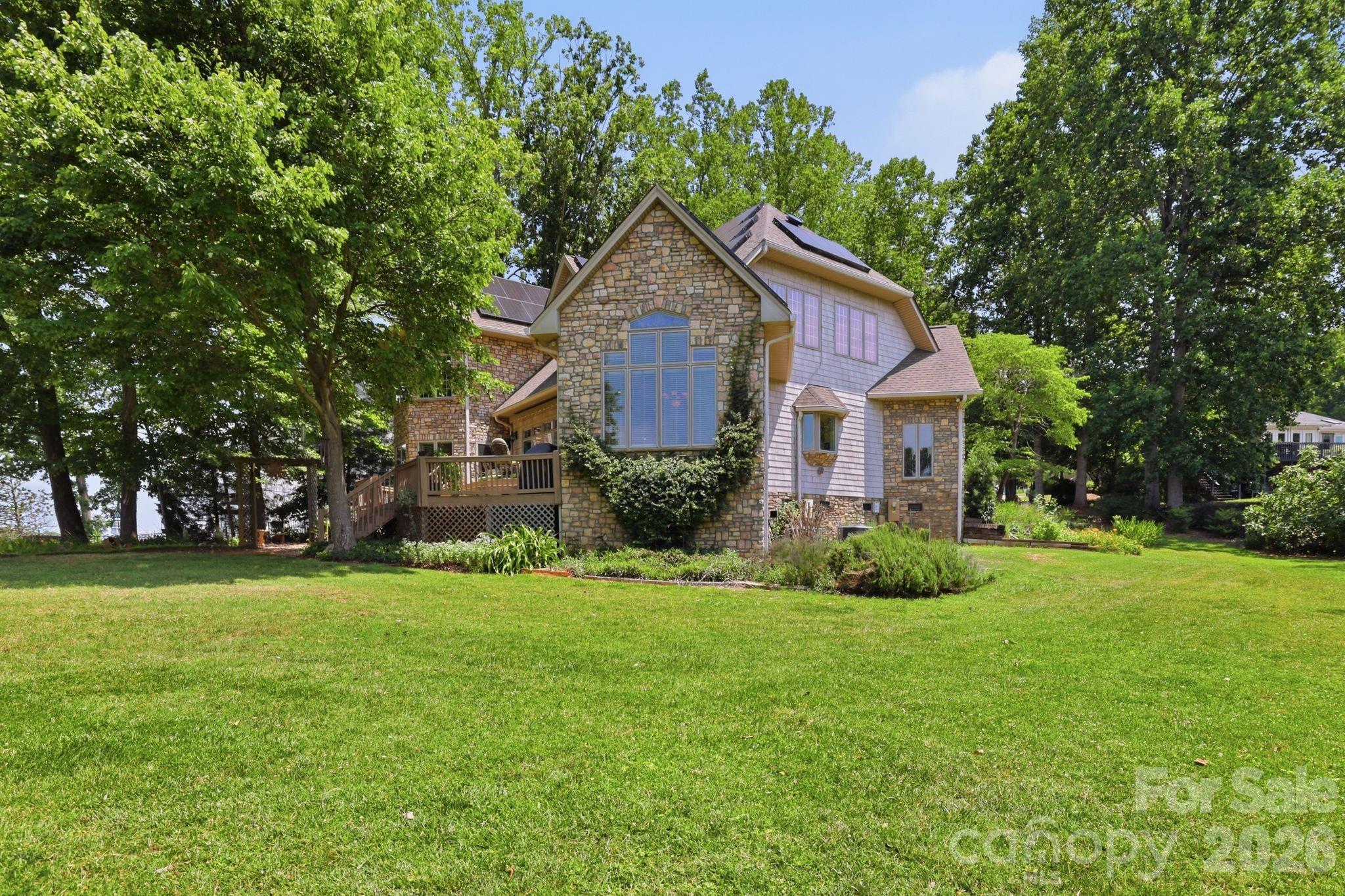 7631 Dellinger Road — Denver