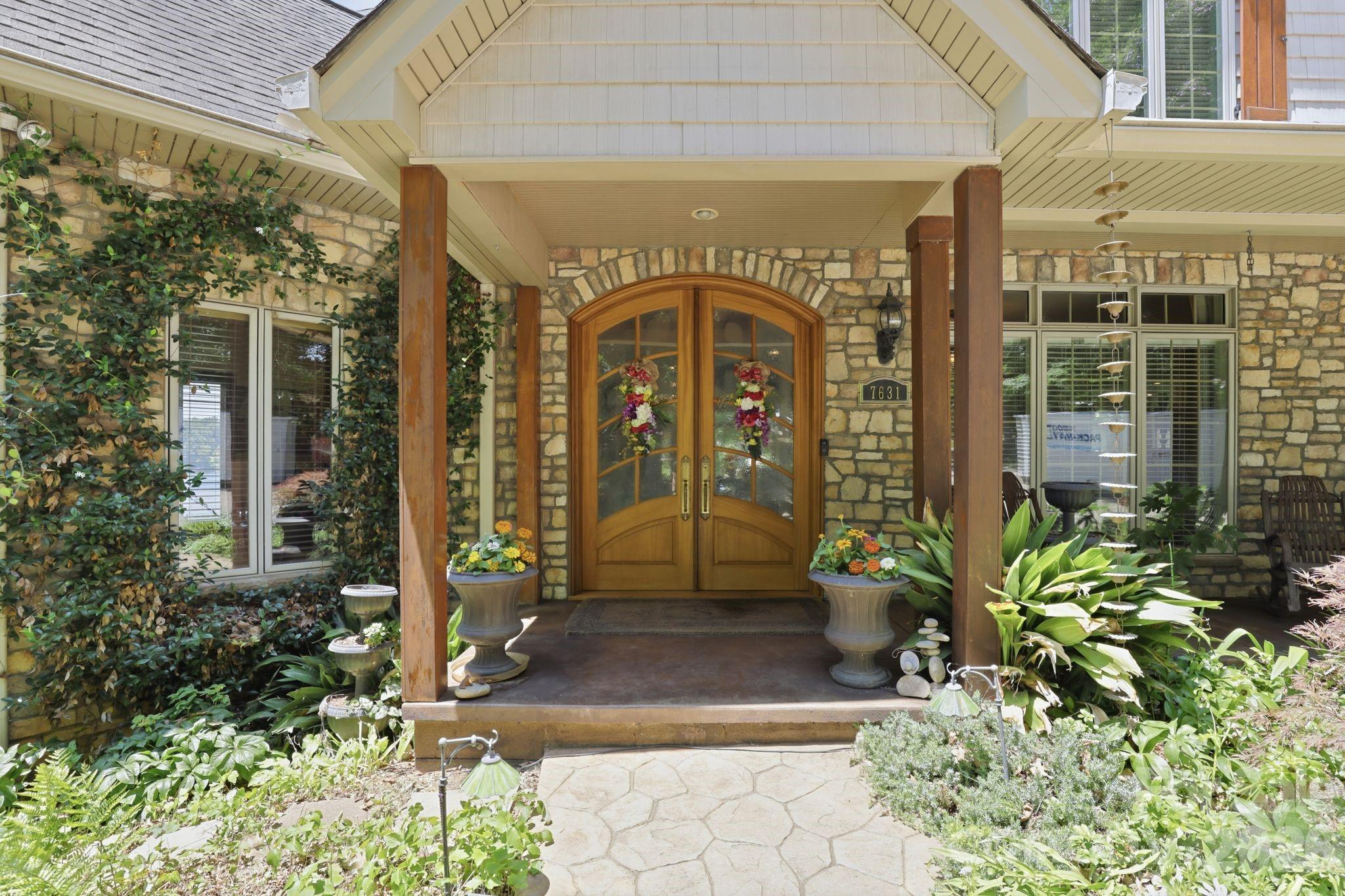 7631 Dellinger Road — Denver