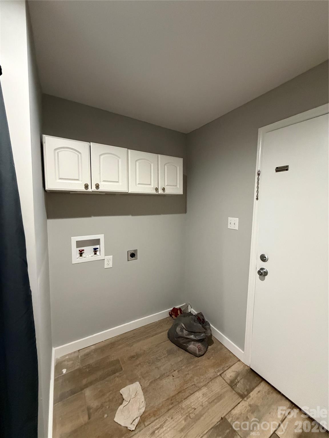 55 S Hildebran Avenue — Newton