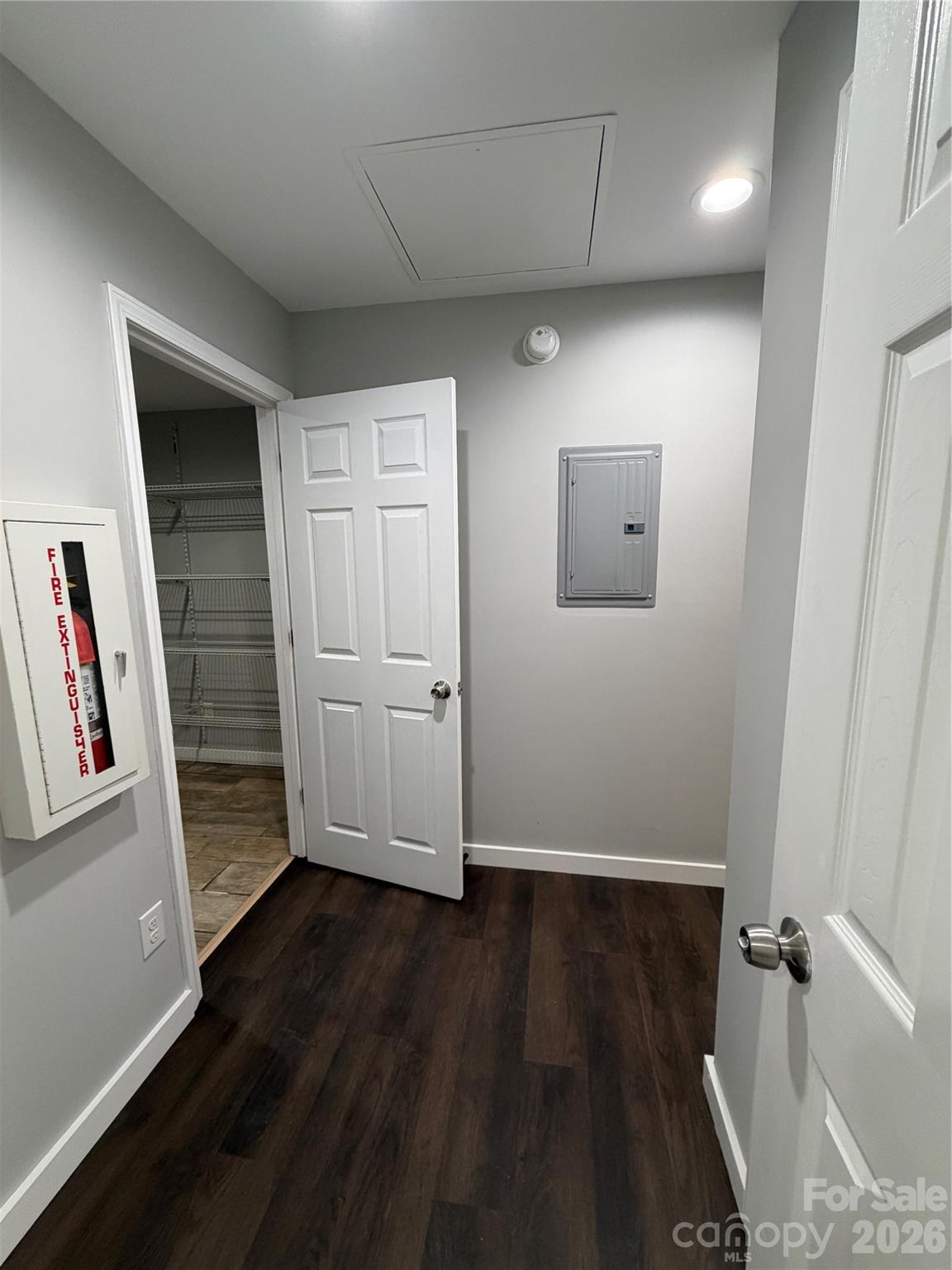 55 S Hildebran Avenue — Newton