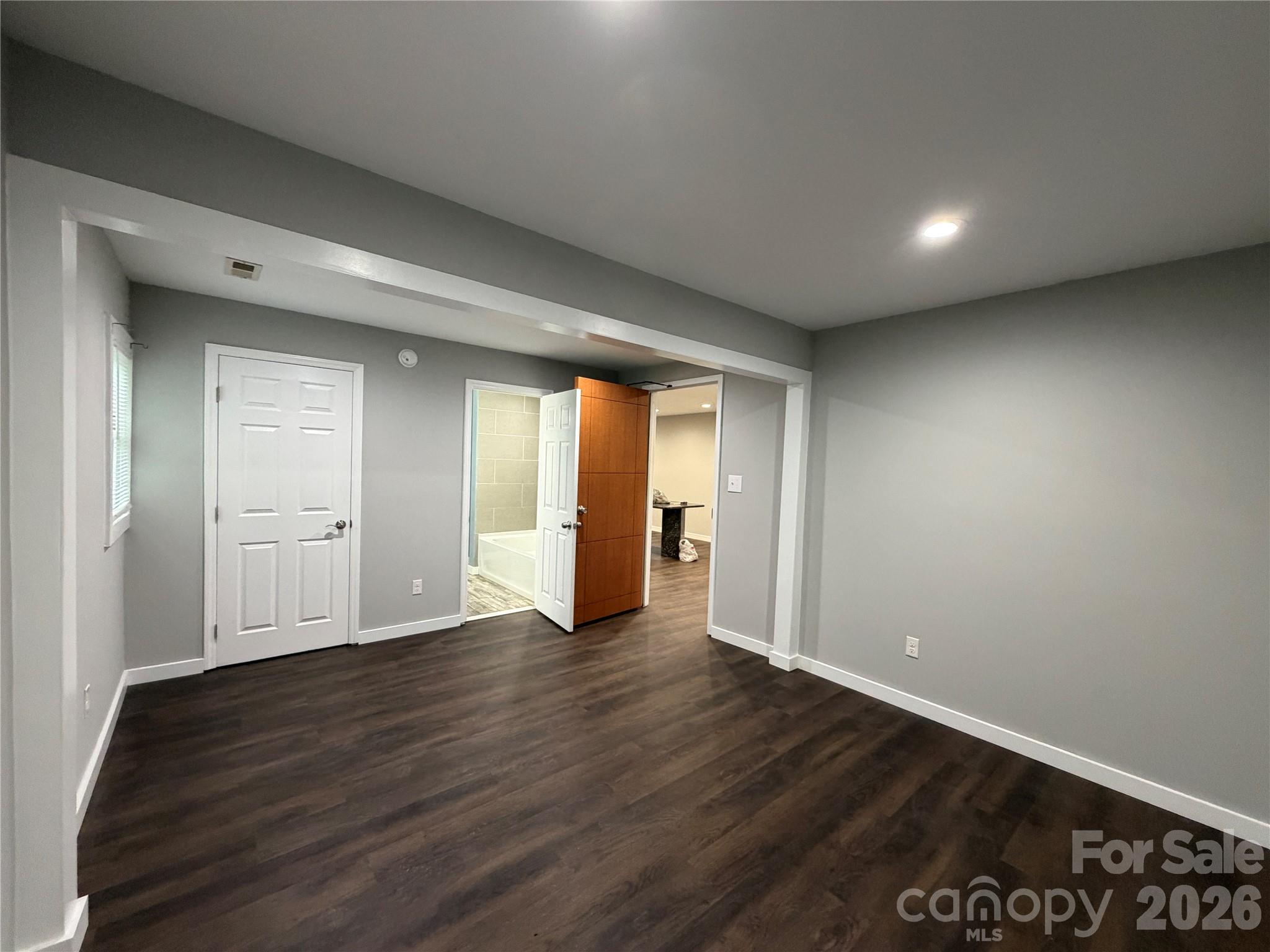 55 S Hildebran Avenue — Newton