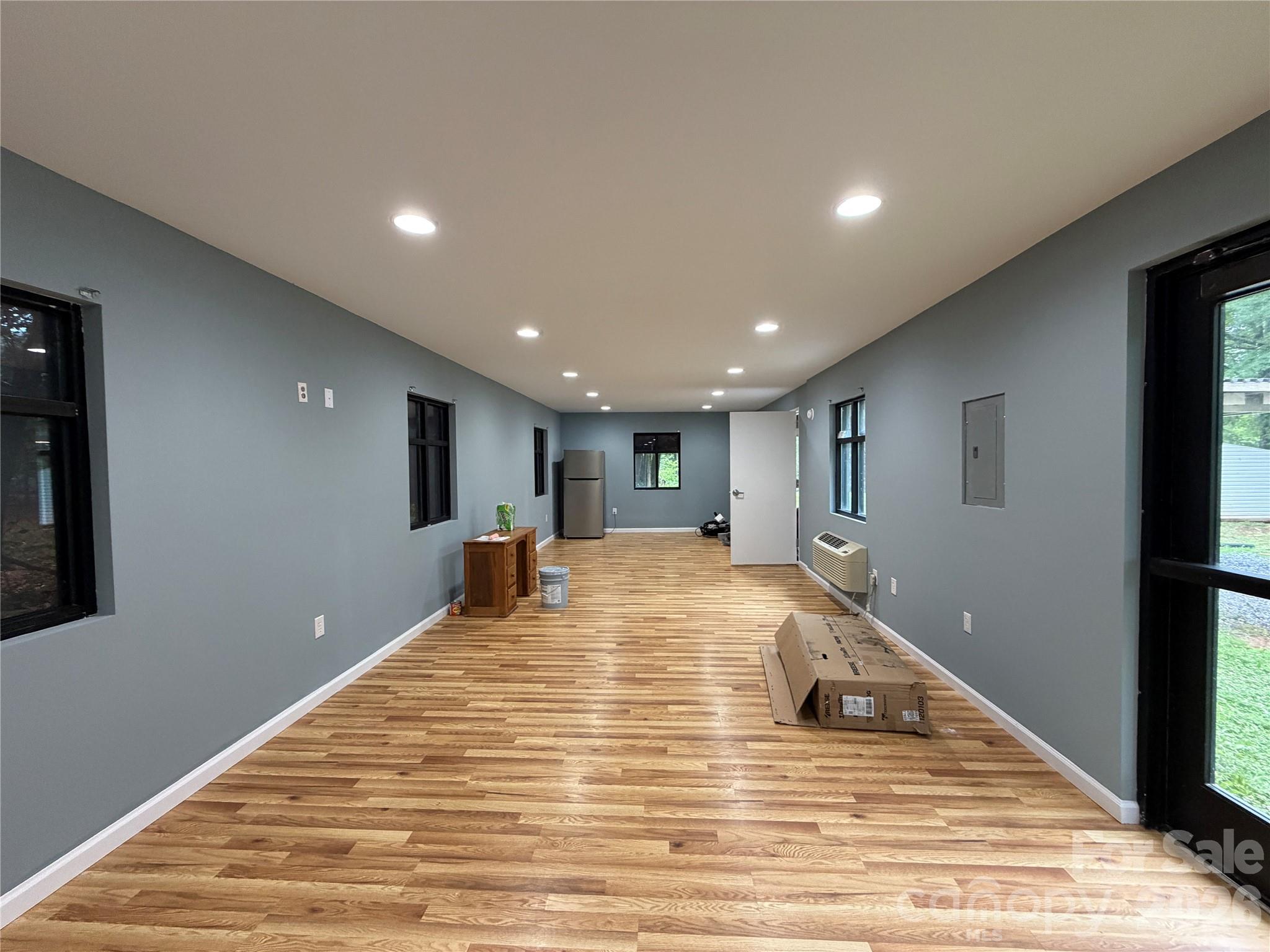 55 S Hildebran Avenue — Newton