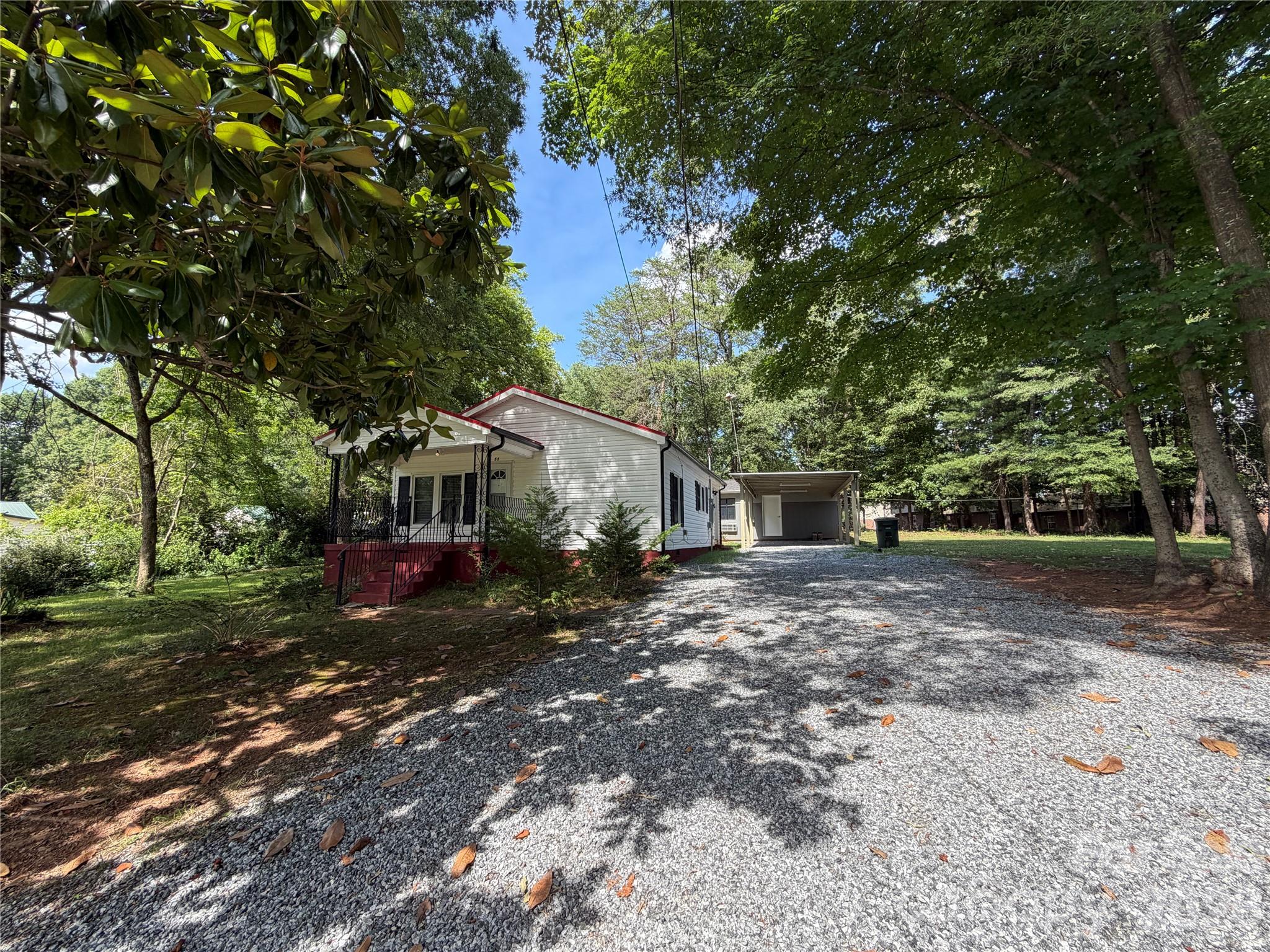 55 S Hildebran Avenue — Newton