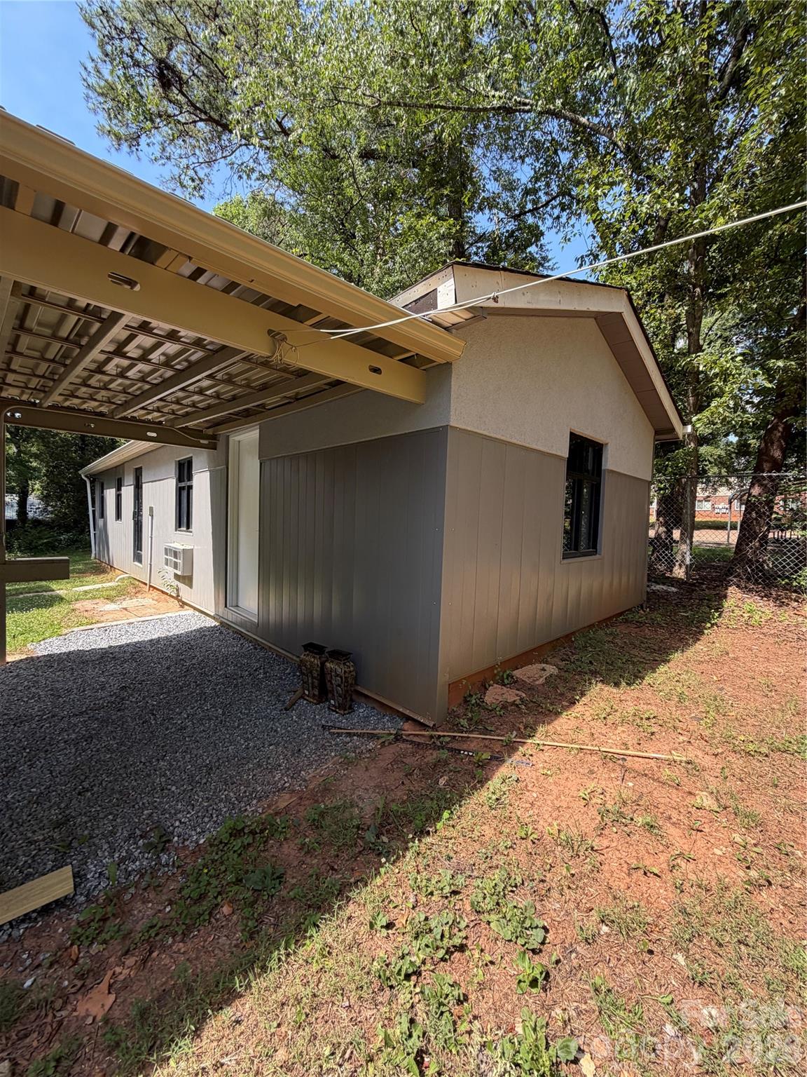 55 S Hildebran Avenue — Newton