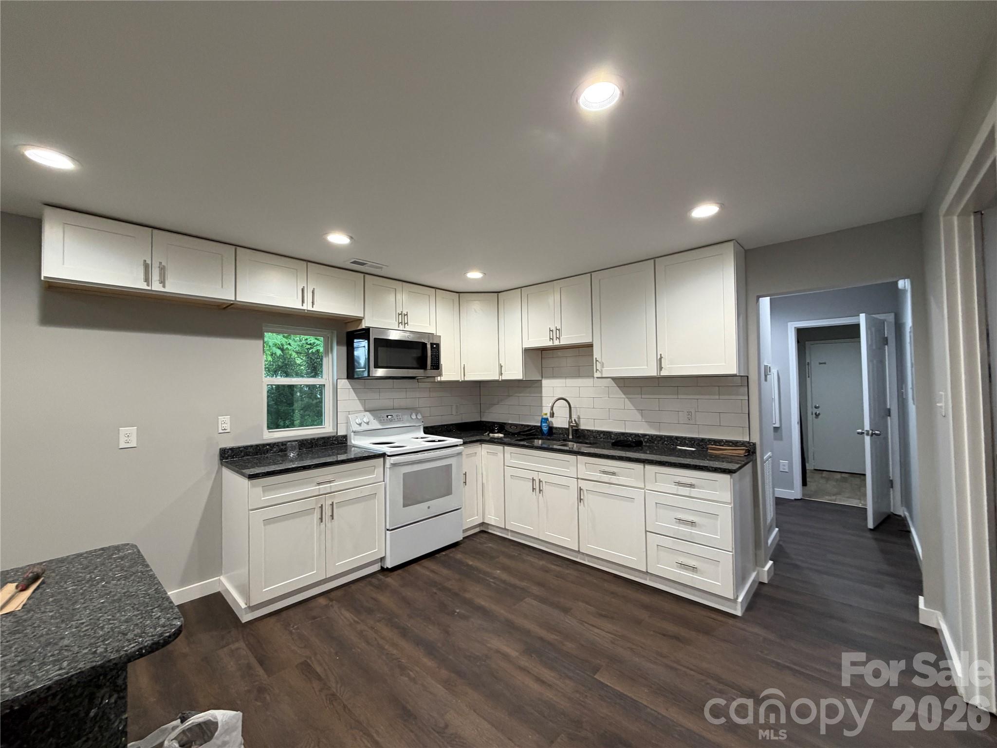 55 S Hildebran Avenue — Newton
