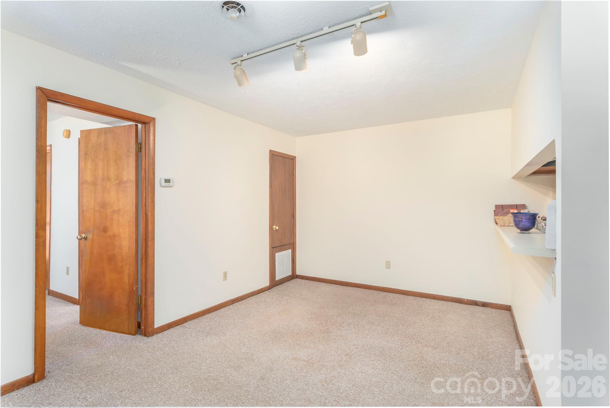 33 Ravencroft Lane #E33 — Asheville
