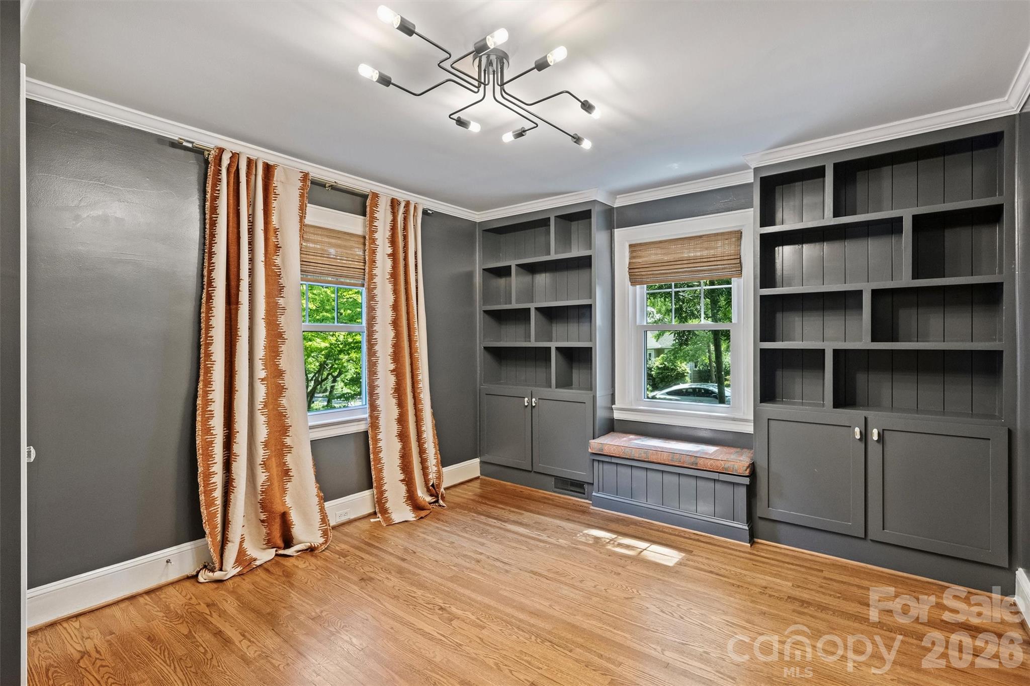 1633 Nassau Boulevard — Charlotte