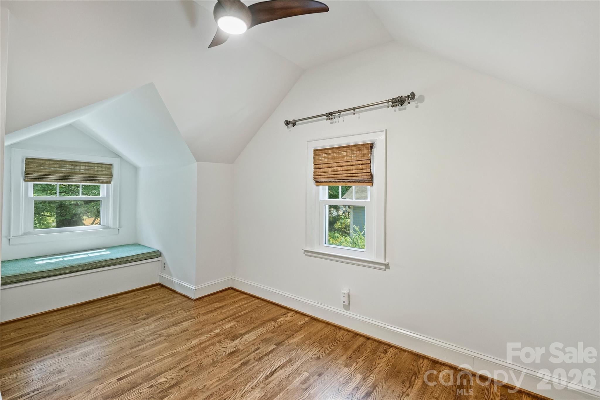 1633 Nassau Boulevard — Charlotte
