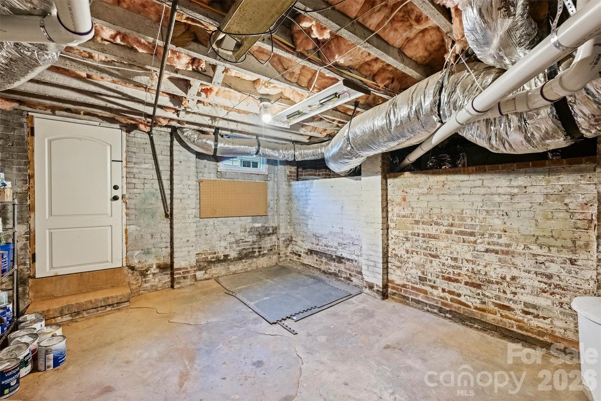 1633 Nassau Boulevard — Charlotte