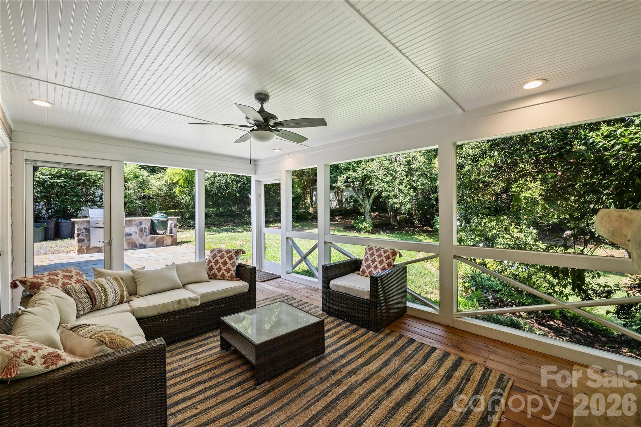 1633 Nassau Boulevard — Charlotte