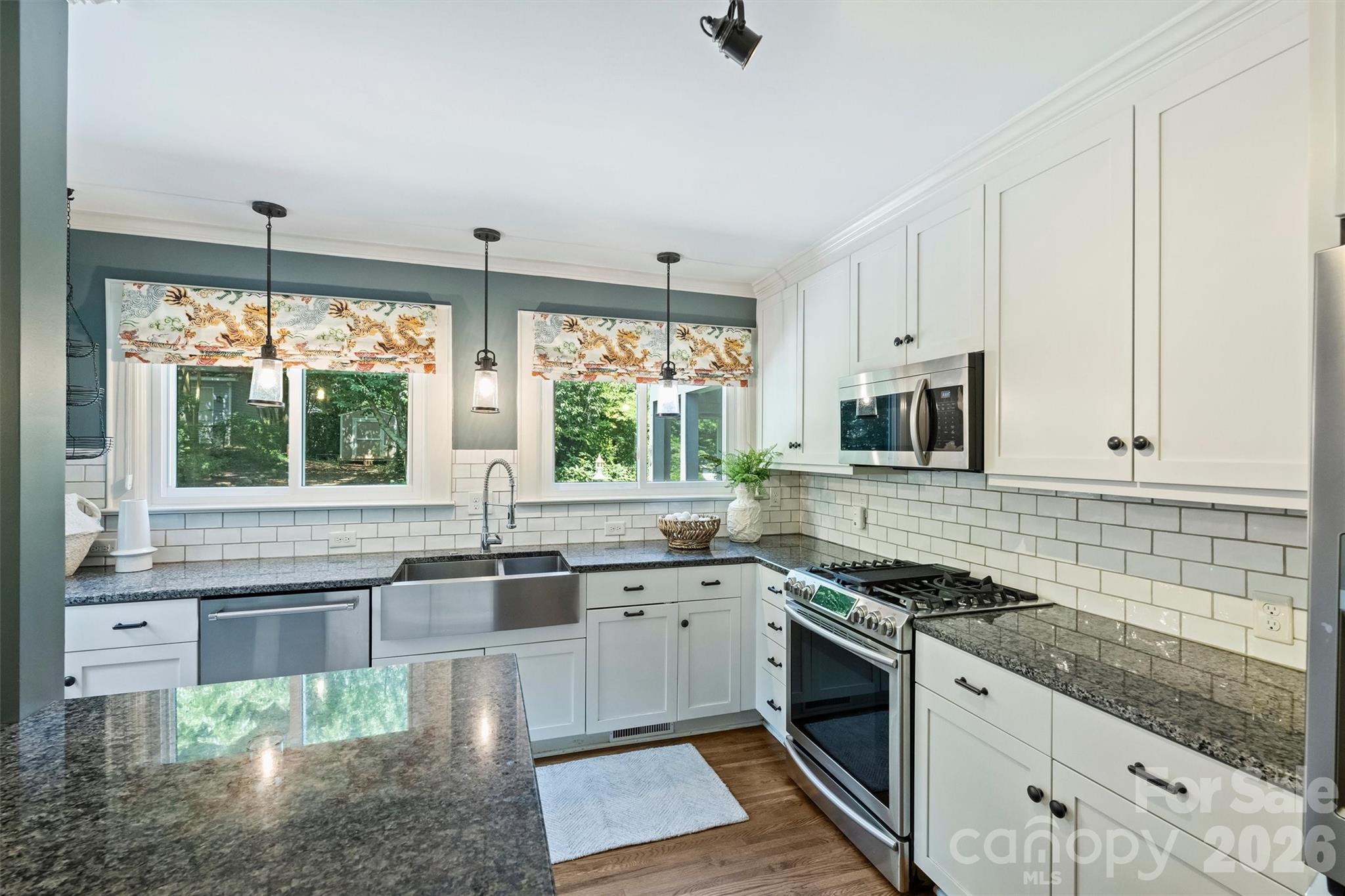 1633 Nassau Boulevard — Charlotte