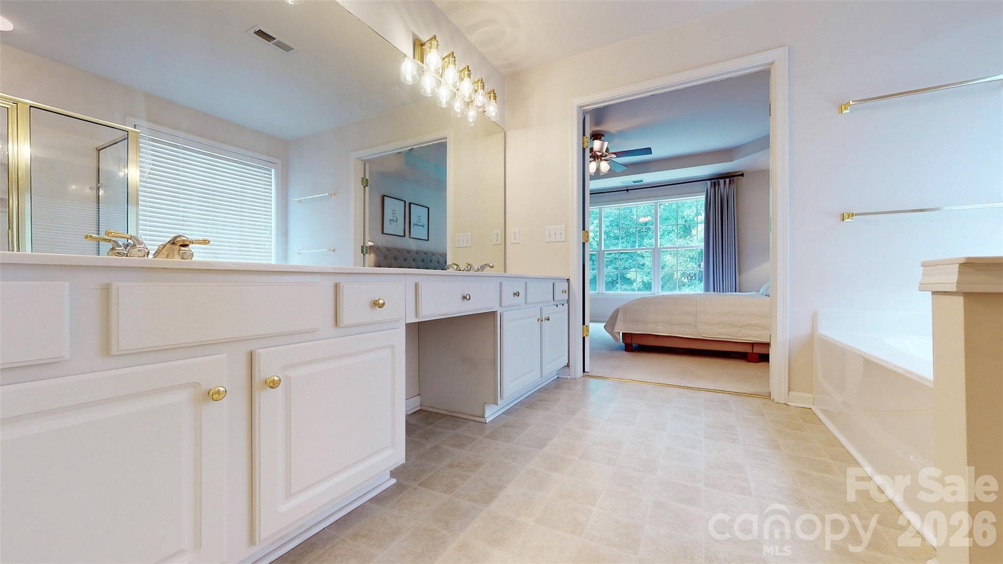 3543 Manor House Drive — Charlotte