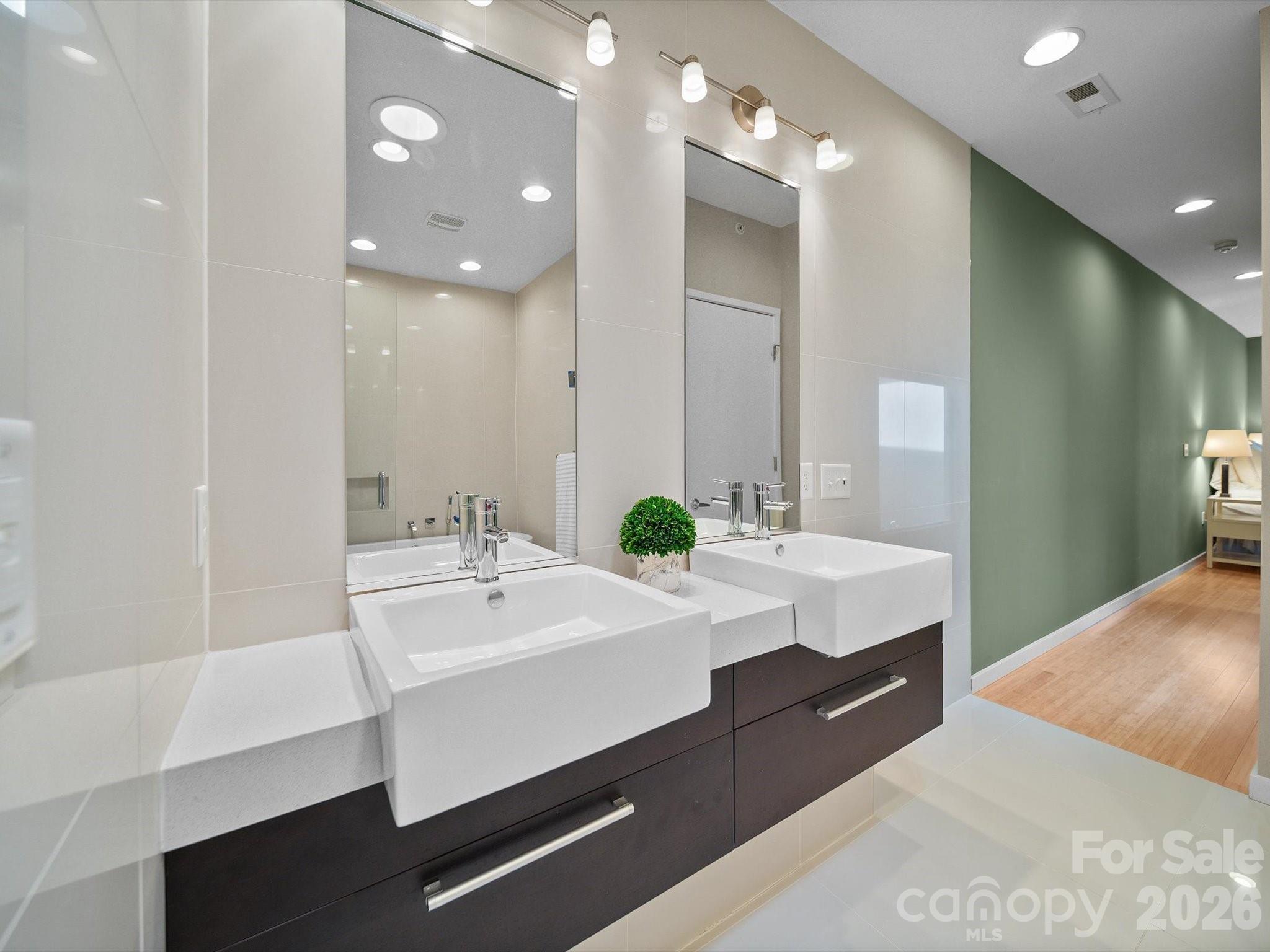 368 Viburnum Way Court — Charlotte