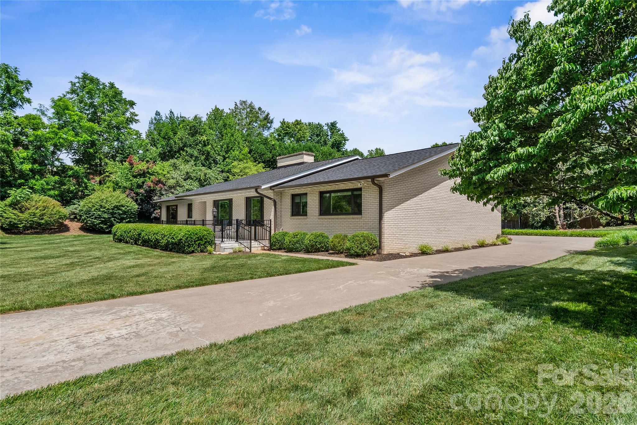 1329 Merrimon Avenue — Asheville