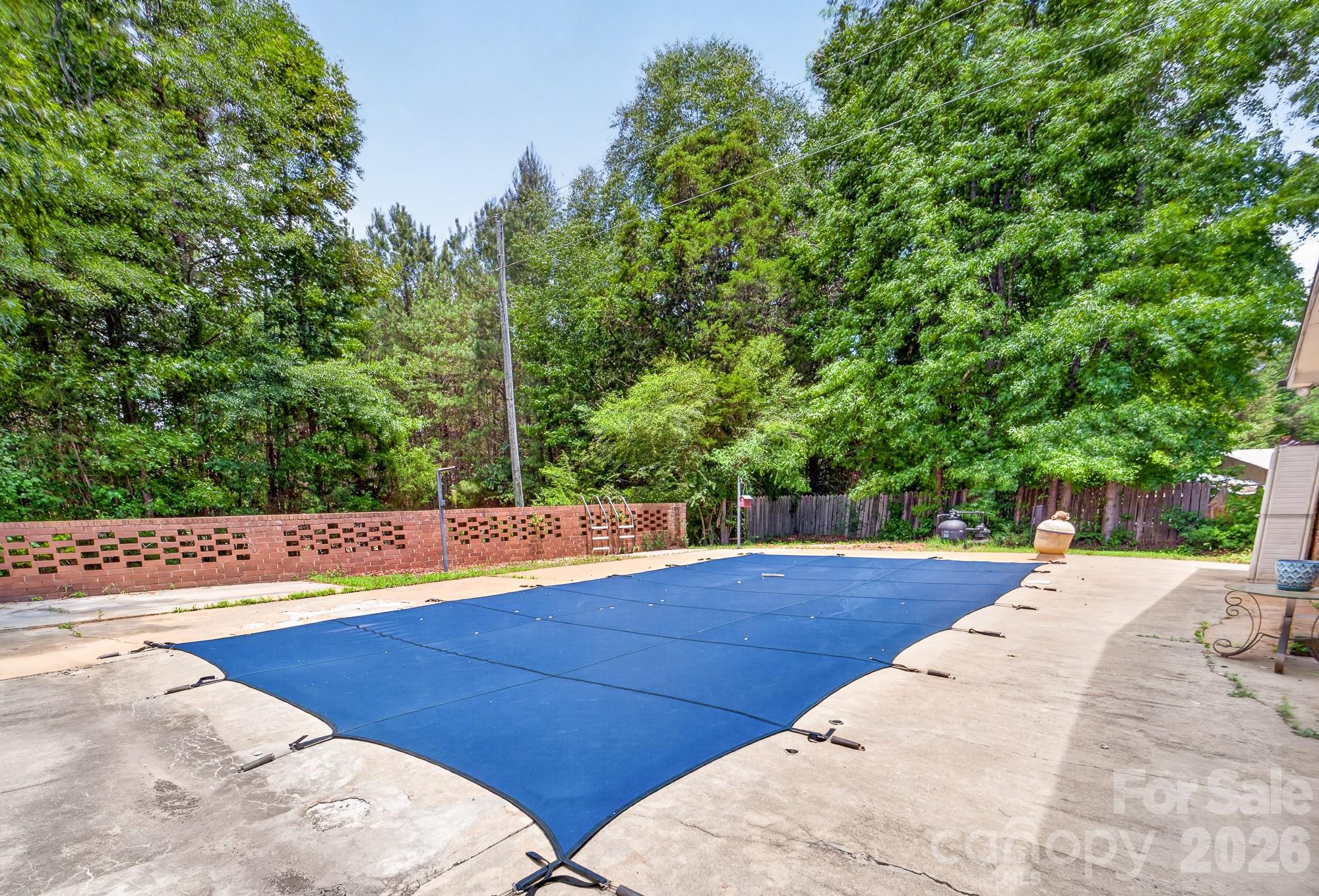 2446 Wood Road — York
