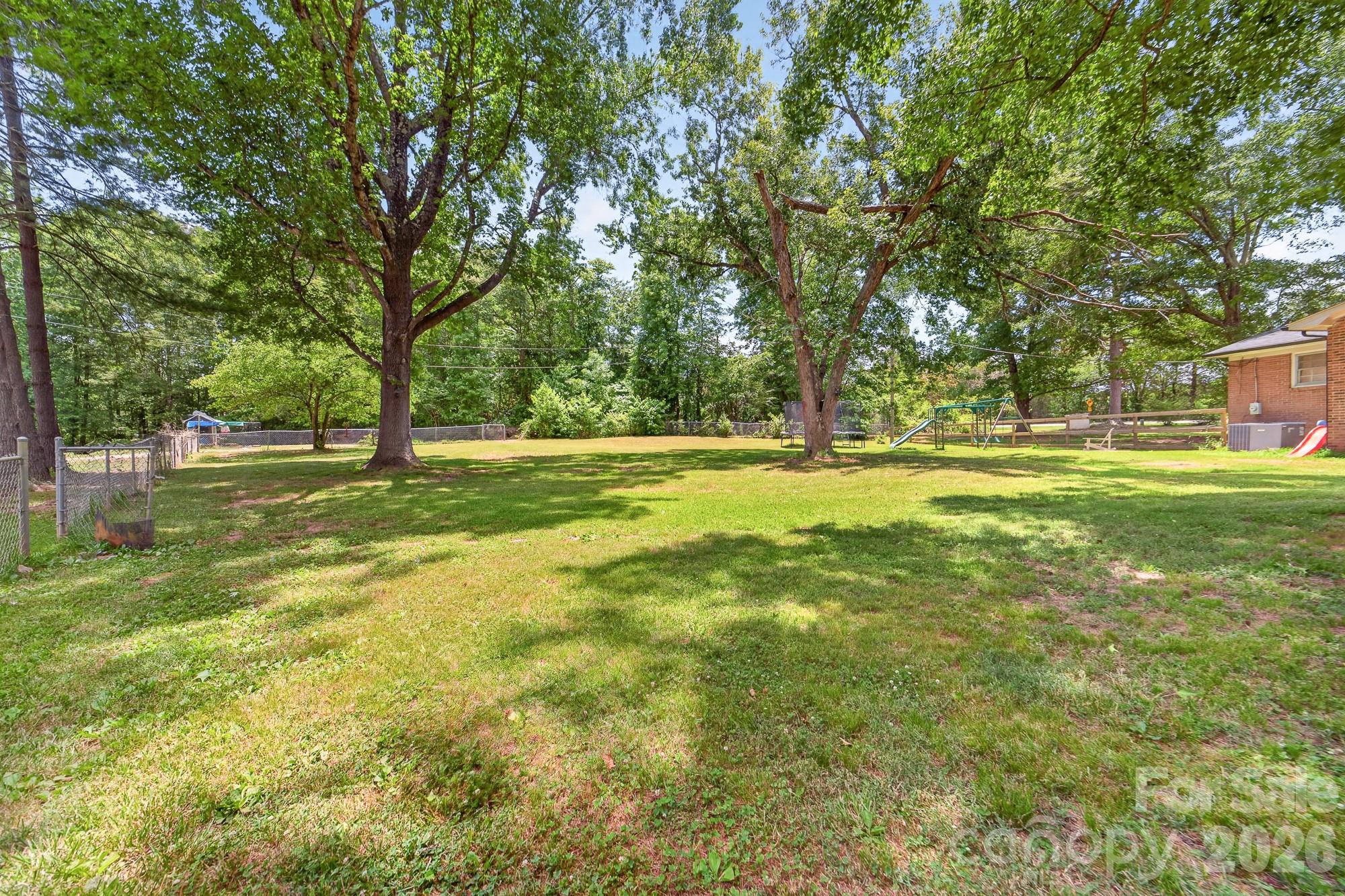 2446 Wood Road — York