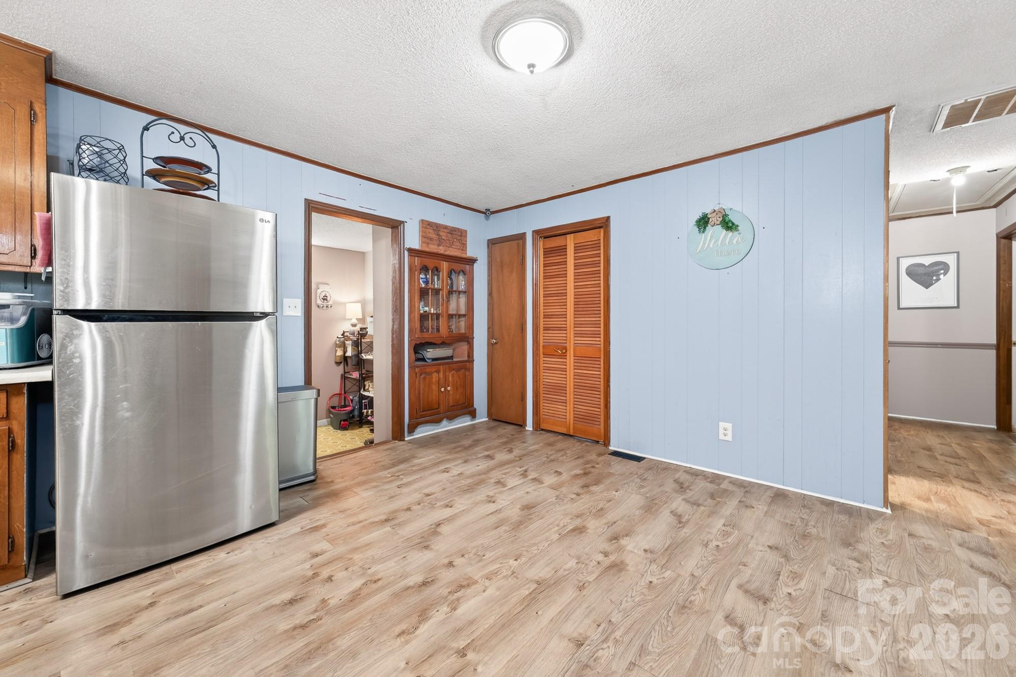 2446 Wood Road — York