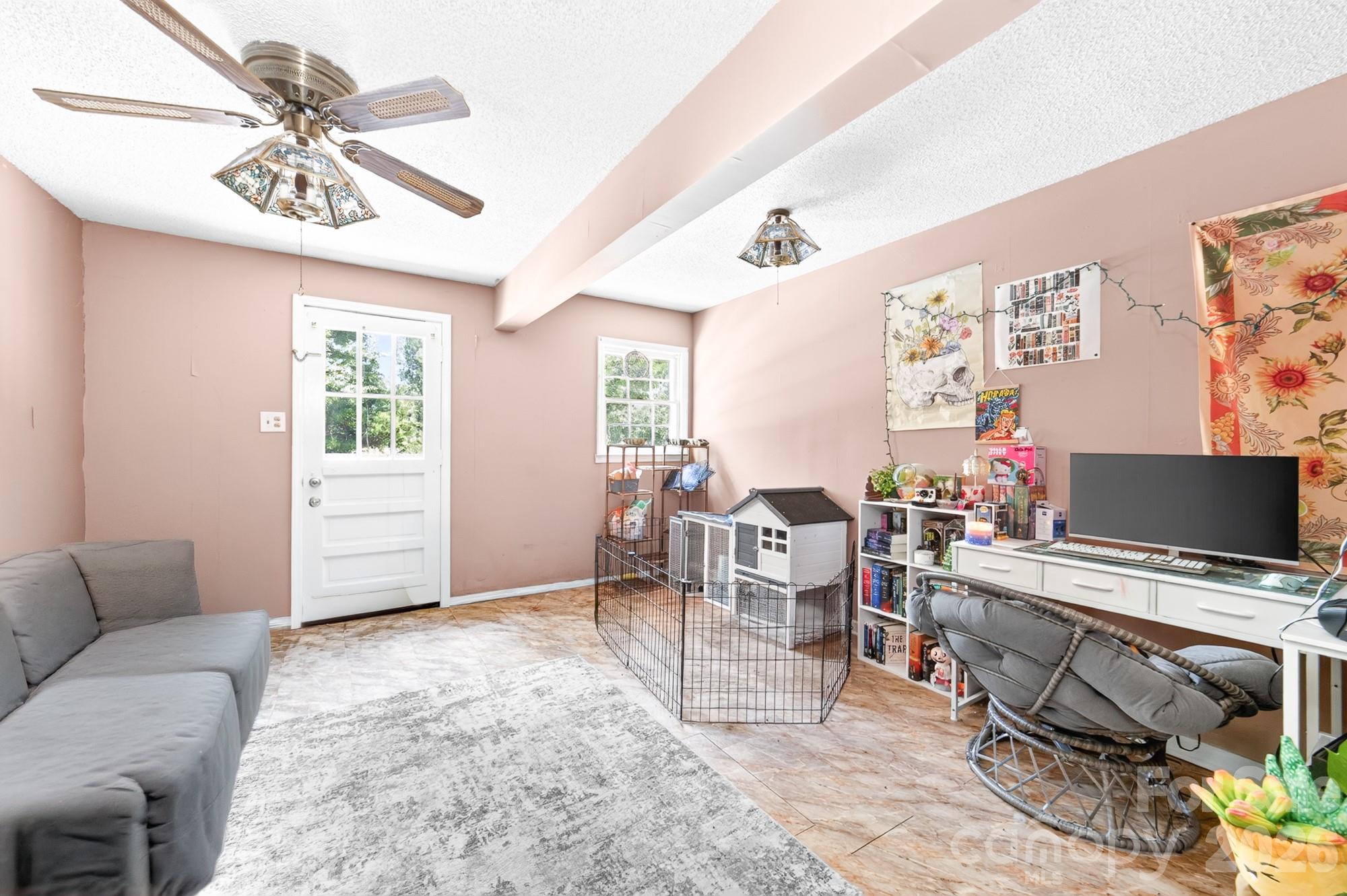 2446 Wood Road — York