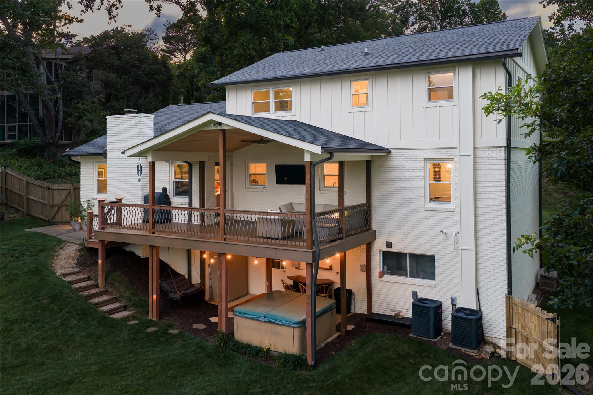 24 Audubon Drive — Asheville