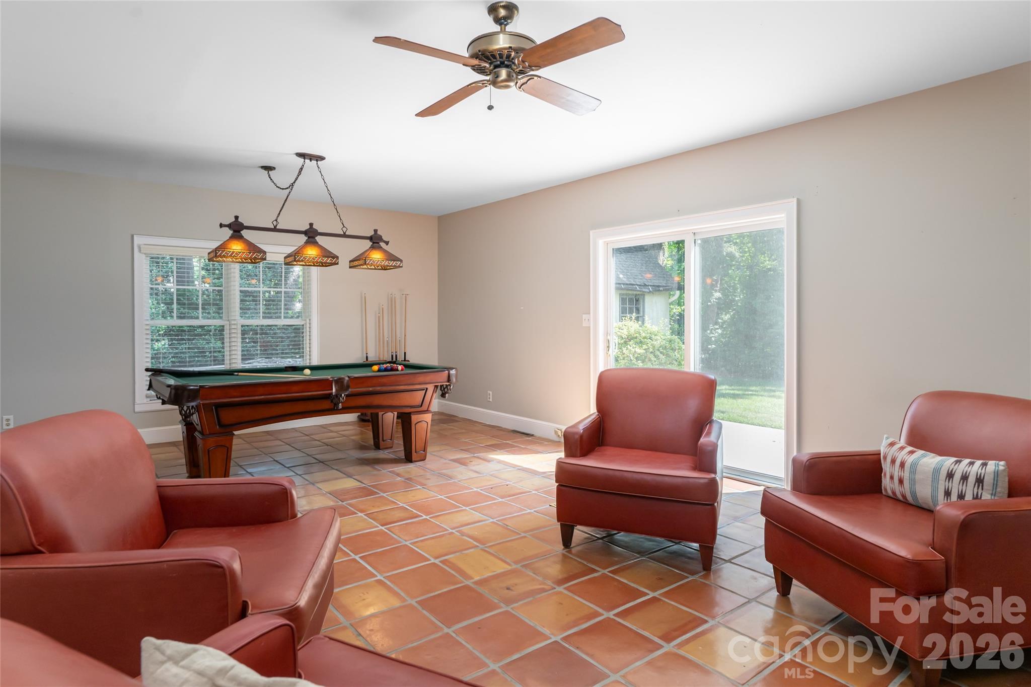 20 Buena Vista Road — Asheville