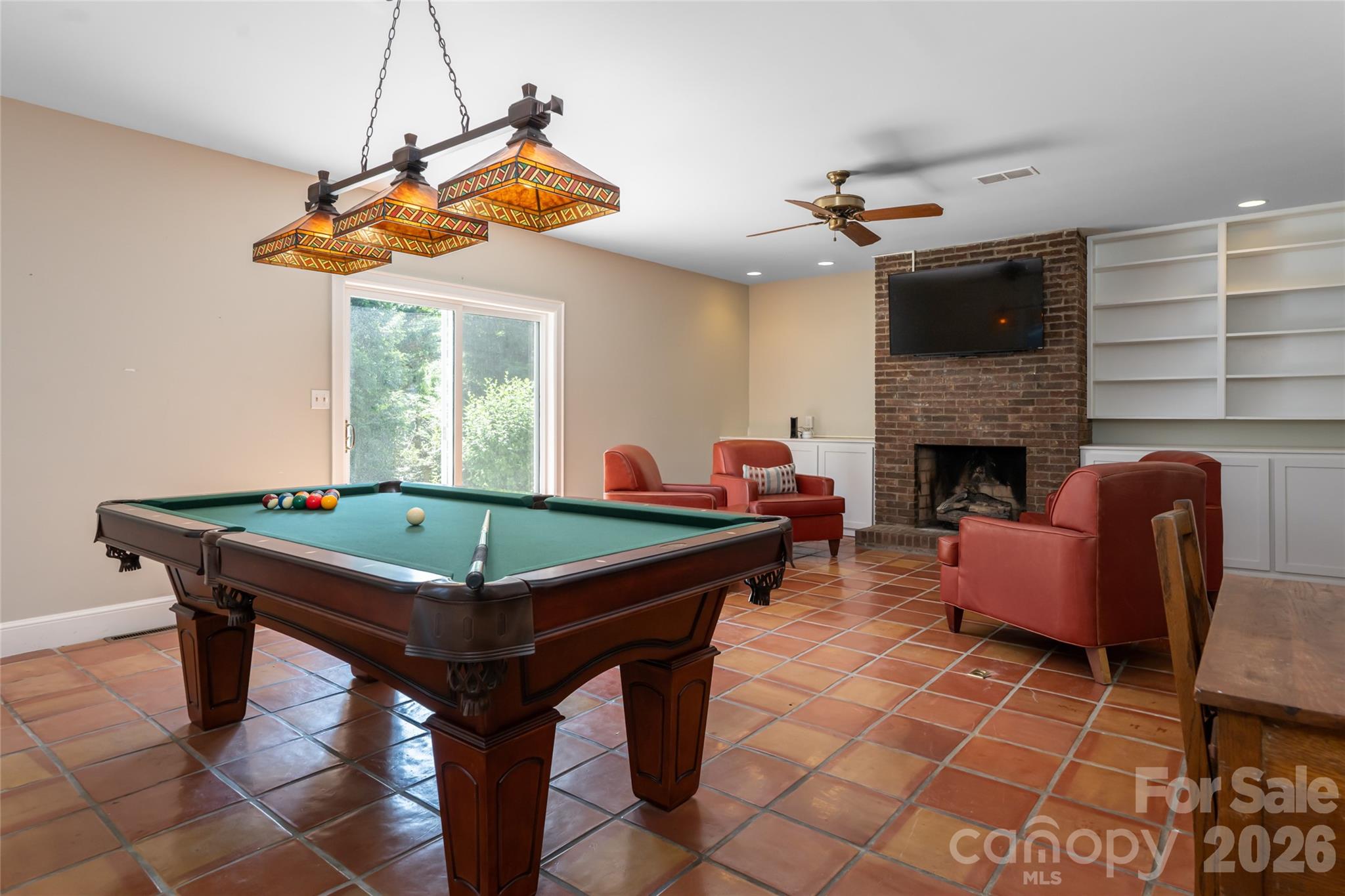 20 Buena Vista Road — Asheville