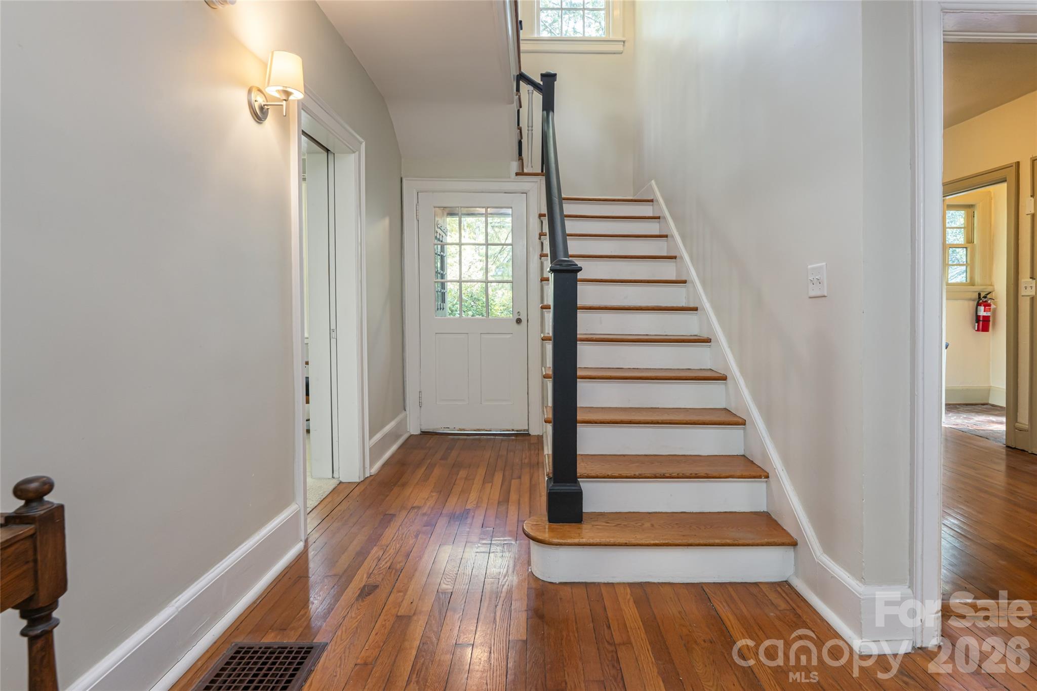 20 Buena Vista Road — Asheville