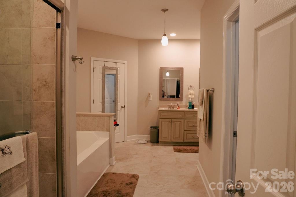 148 Williams Wood Drive — Prosperity