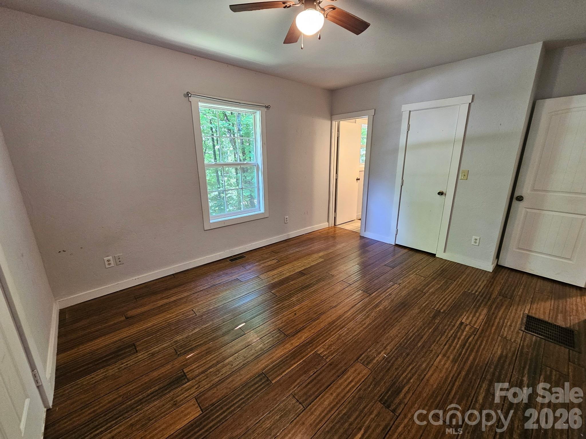 100 Squirrel Lane — Sapphire