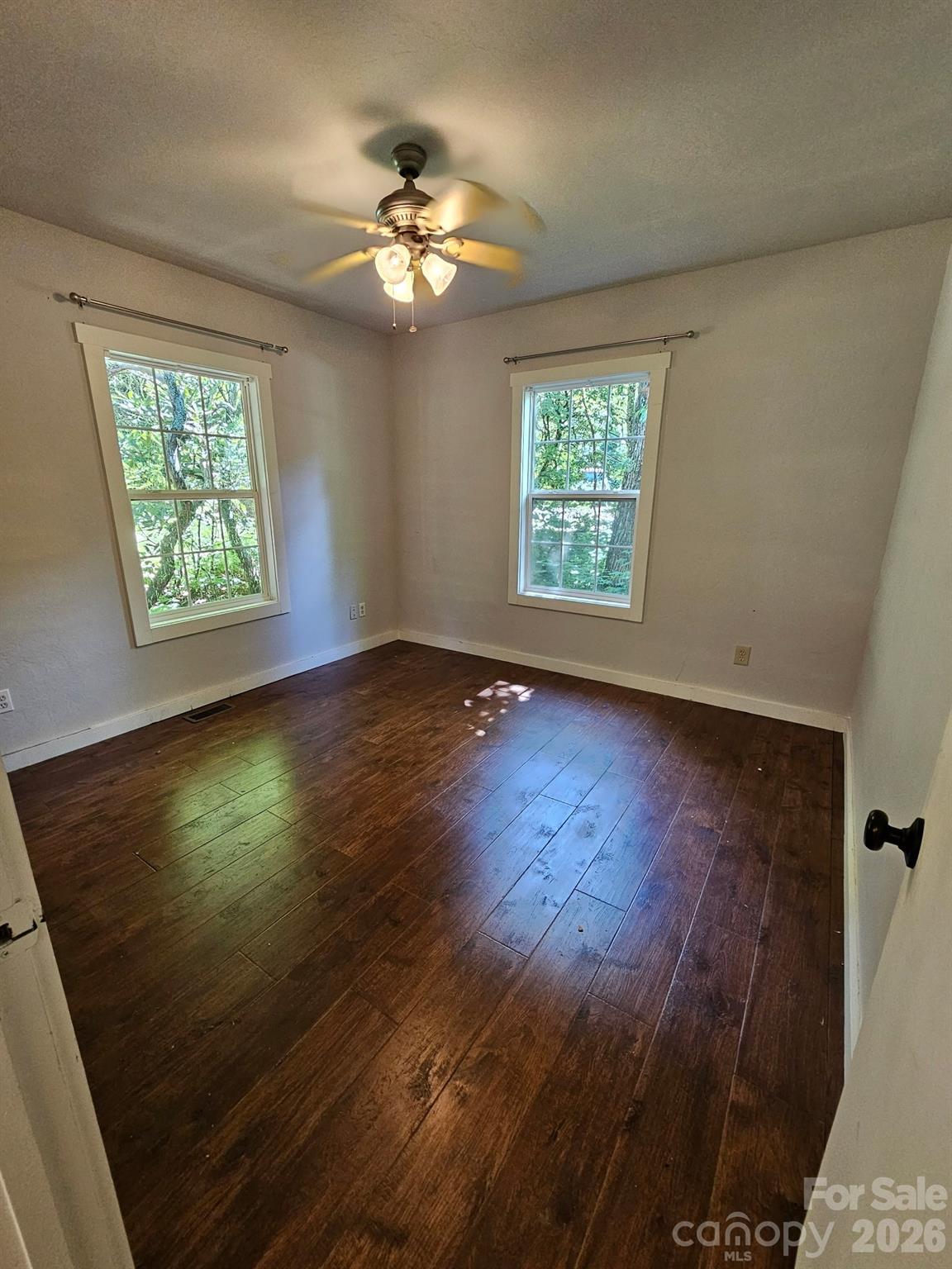 100 Squirrel Lane — Sapphire