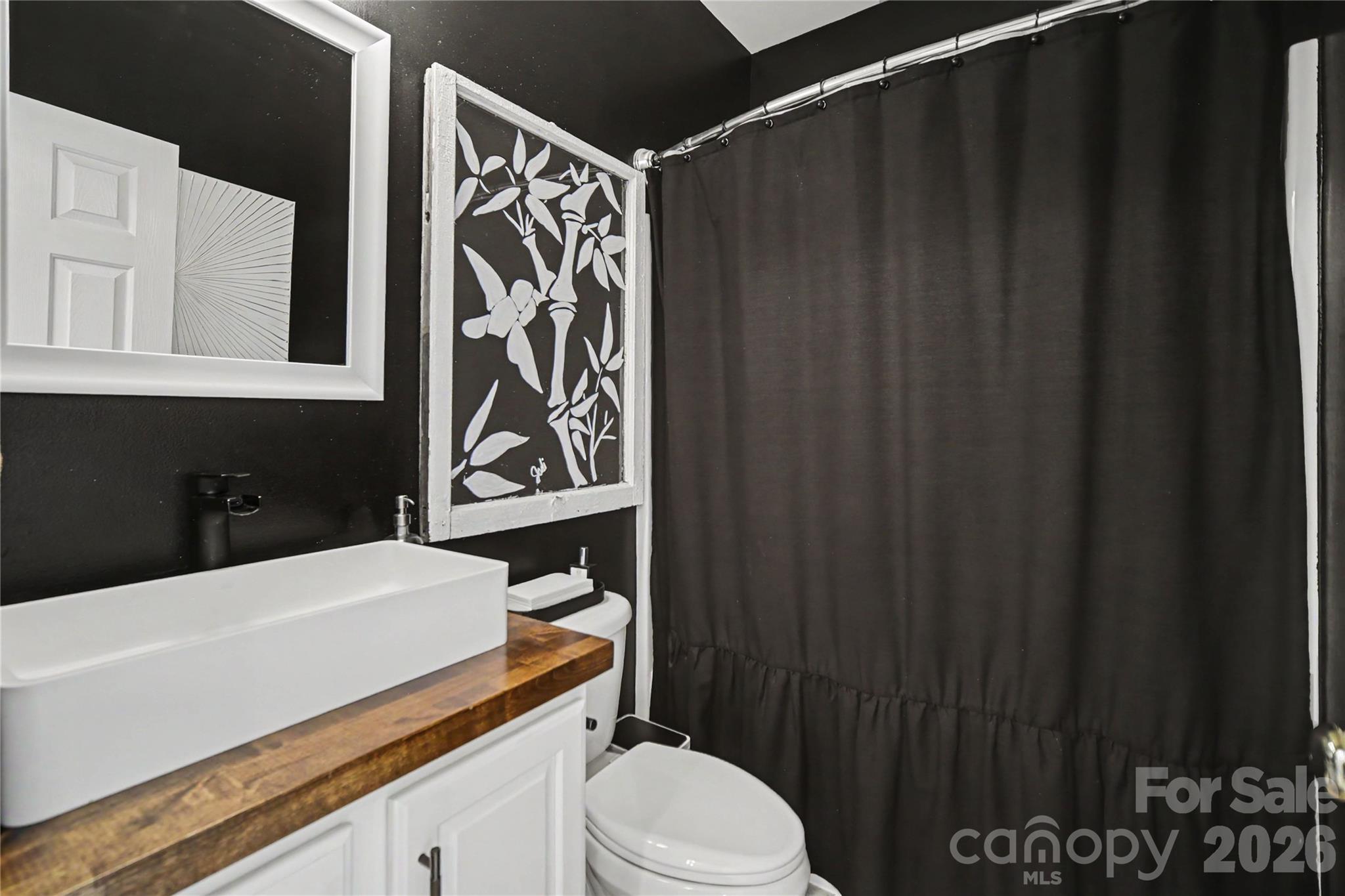 218 Crimson Orchard Drive — Mooresville