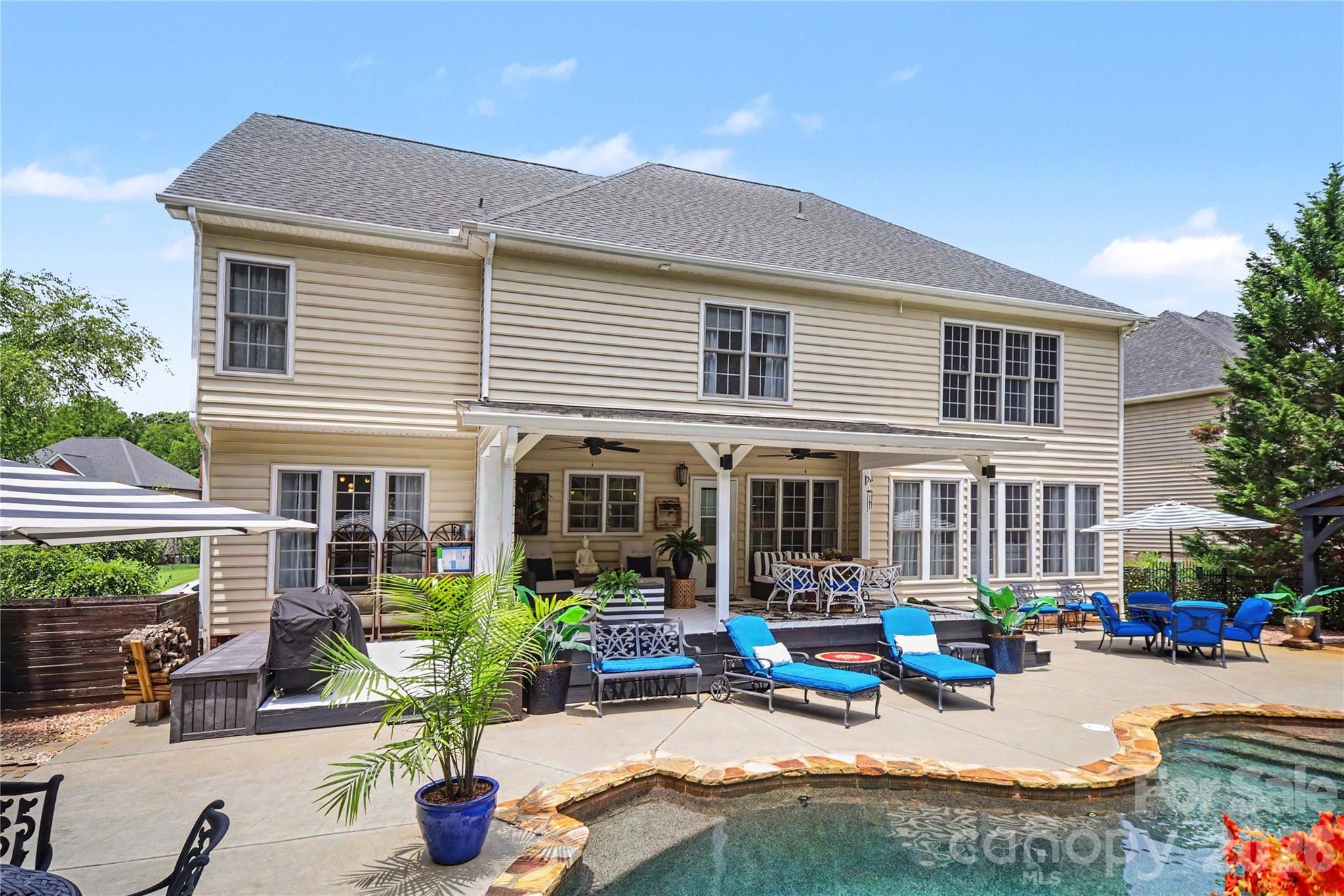 218 Crimson Orchard Drive — Mooresville