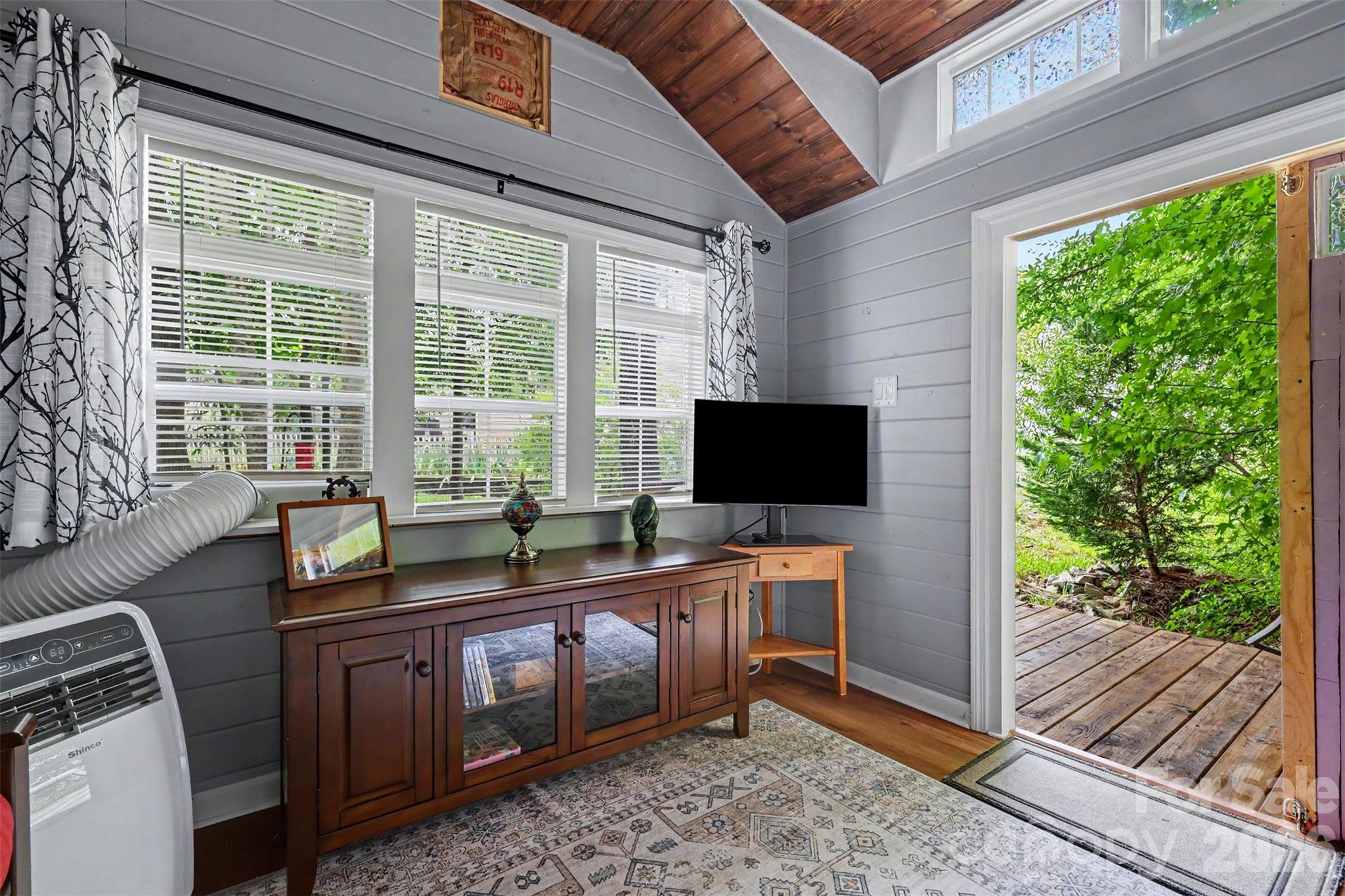 3116 Georgetown Road — Lancaster